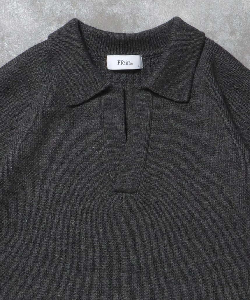 ネーム付きスキッパーニット / ニット セーター ポロカラー シンプル 無地 ワンポイント グレー