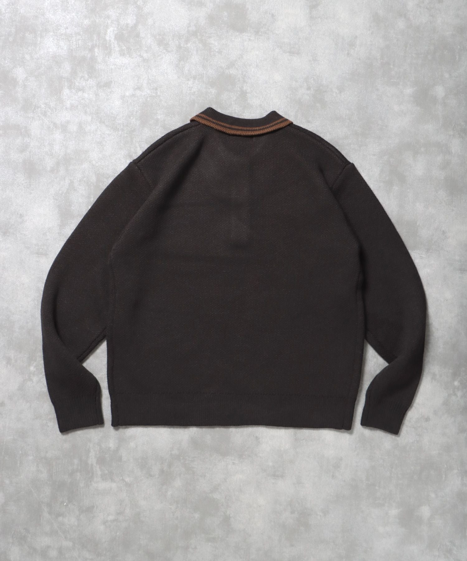 三段ロゴアソート襟ポロニット / ポロシャツ ニット ボーダー 刺繍 ワンポイント ブラック