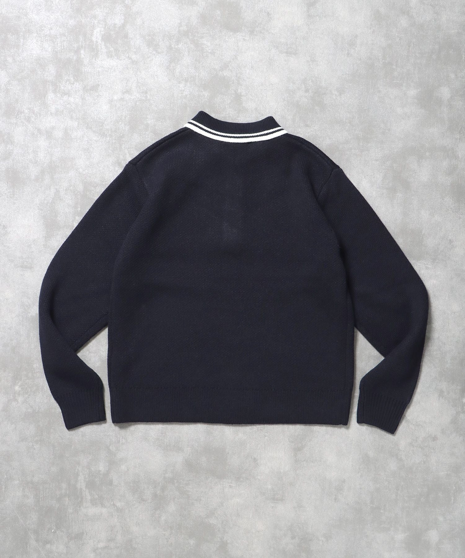 三段ロゴアソート襟ポロニット / ポロシャツ ニット ボーダー 刺繍 ワンポイント ネイビー