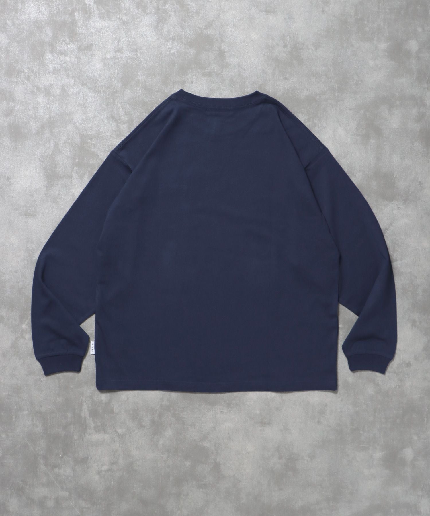 ワンポイントロゴ刺繍ロンT / ロンT 刺繍 ロゴ クルーネック ワンポイント 長袖 ネイビー