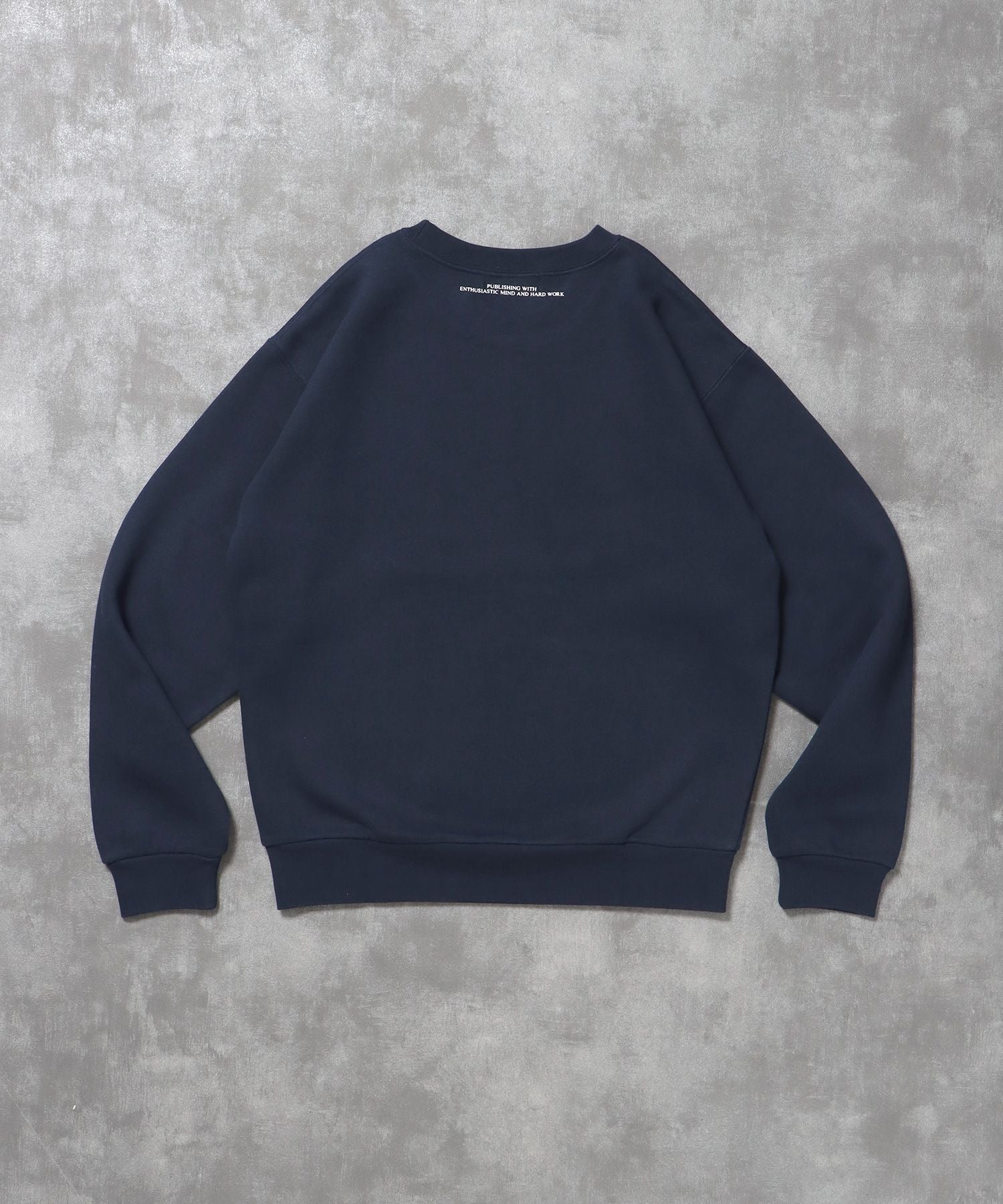 ヘビーウエイトサークルロゴスウェット / 裏起毛 スウェット クルーネック ワンポイント プリント ネイビー