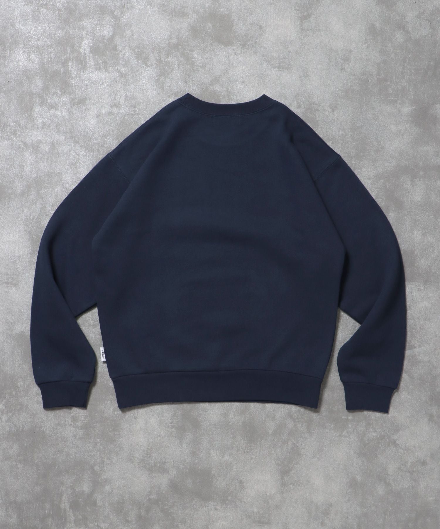 ヘビーウエイトセンターボカシロゴスウェット / 裏起毛 スウェット クルーネック ワンポイント プリント ネイビー