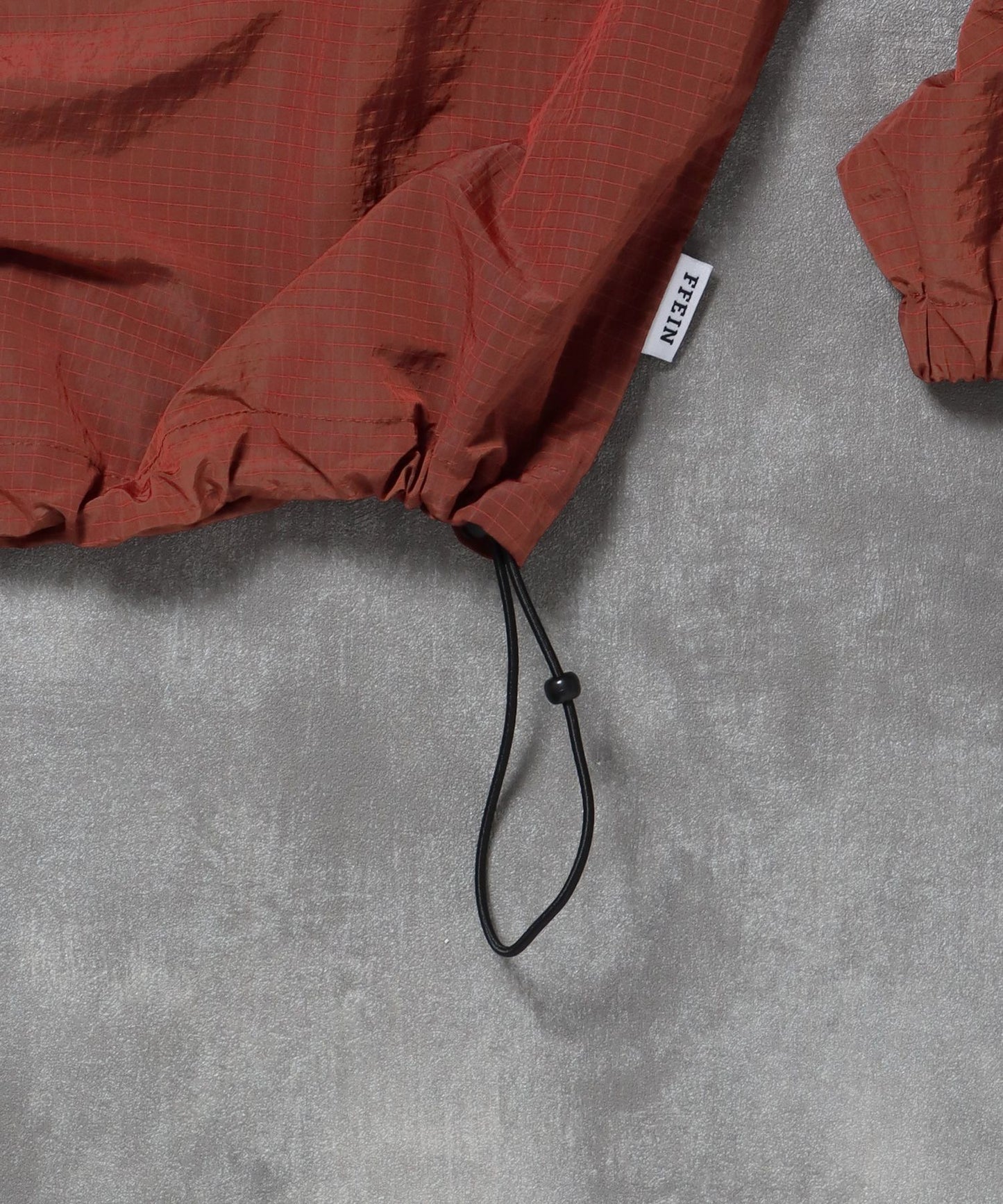 ナイロンチェックドローコードブルゾン / ポロシャツ ナイロン プリント ドローコード チェック ポケット ワイン