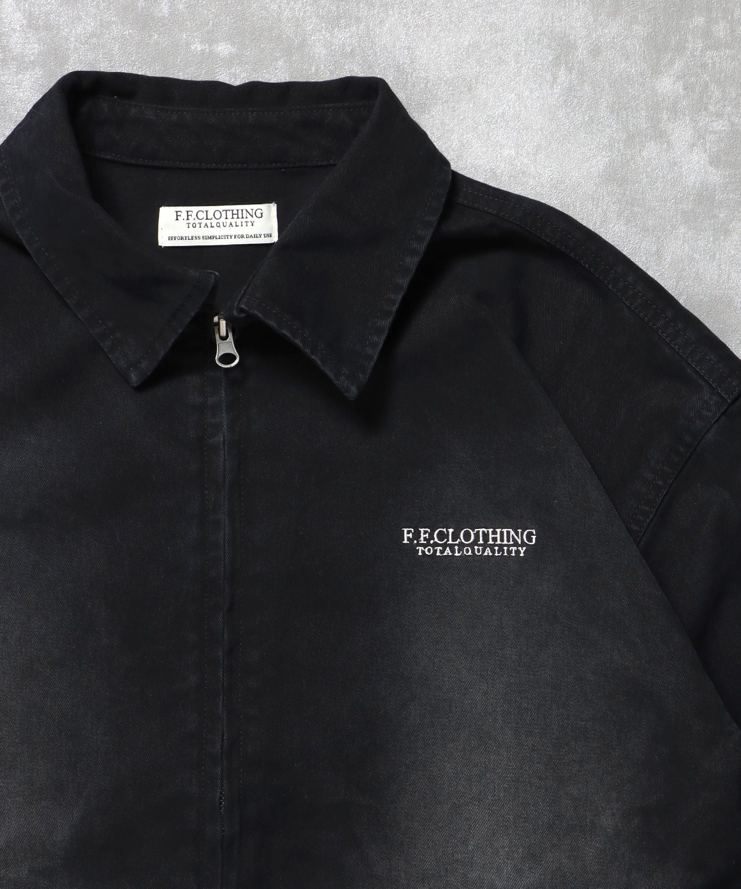 ヴィンテージライクワンポイント刺繡ブルゾン / 加工 ブルゾン ジャケット 刺繍 ダブルジップ ブラック