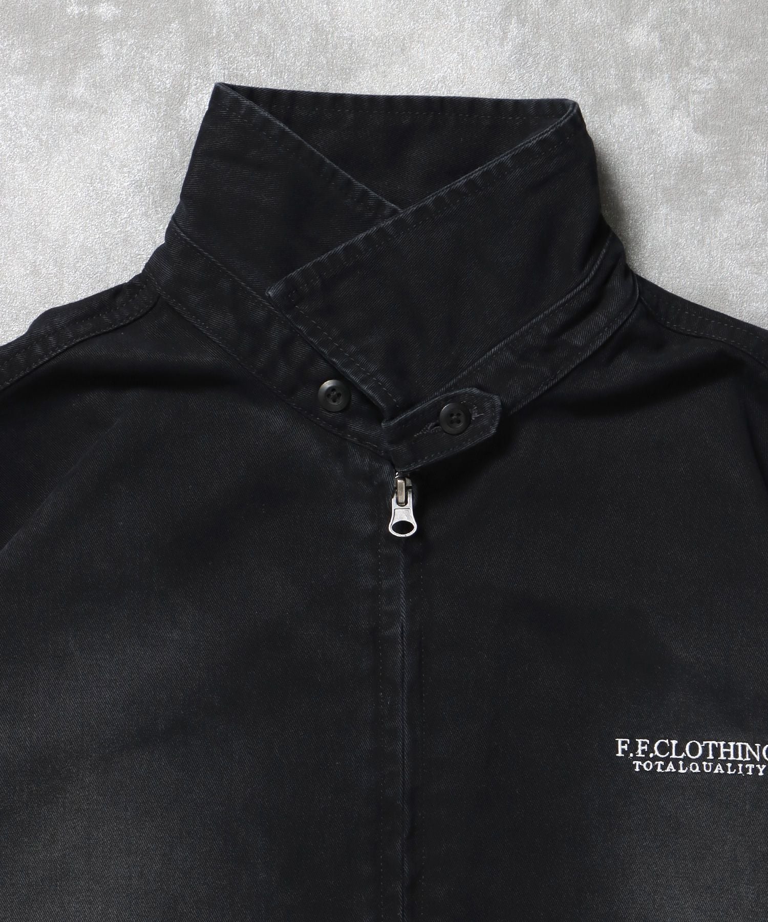 ヴィンテージライクワンポイント刺繡ブルゾン / 加工 ブルゾン ジャケット 刺繍 ダブルジップ ブラック