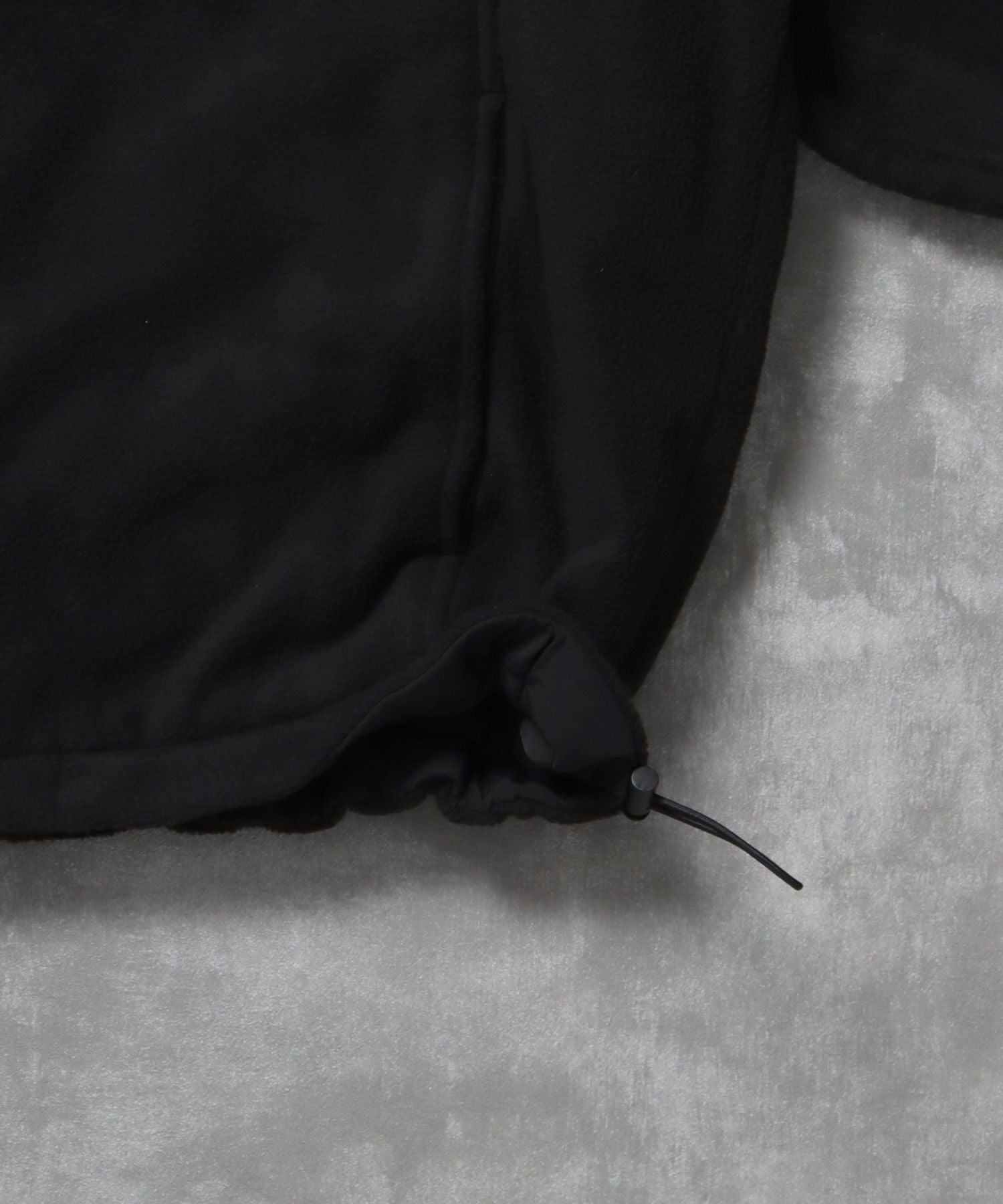 リバーシブルナイロンジャケット / 2WAY リバーシブル ジャケット ナイロン フリース 刺繍 ドローコード ブラック