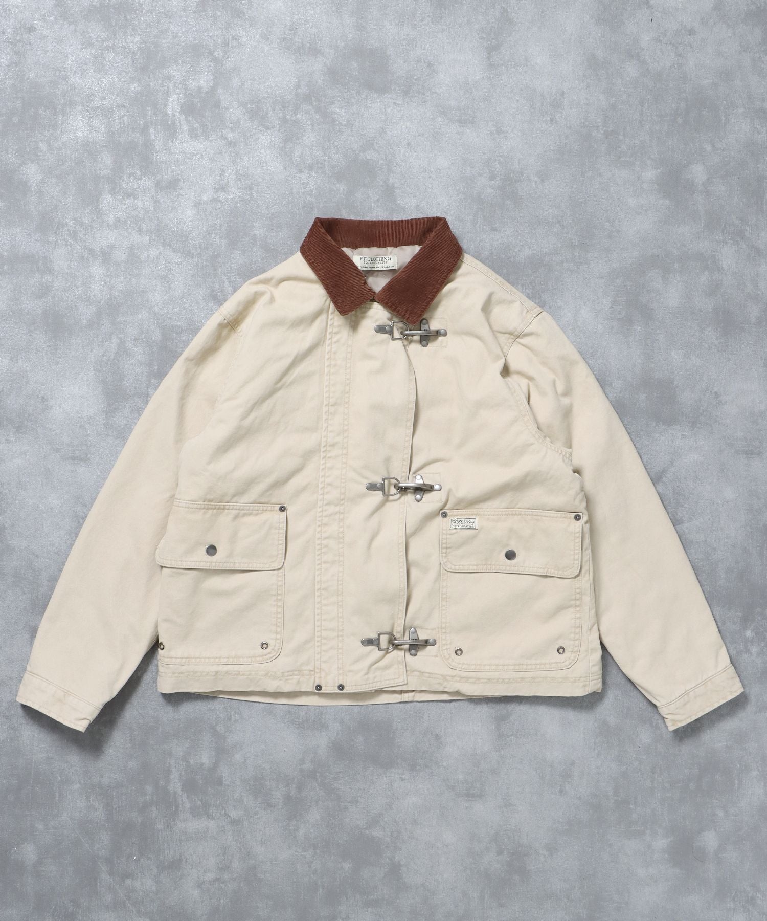 【FFEIN(フェイン)】短丈ファイヤーマンジャケット / ジャケット キルト コーデュロイ 短丈 カジュアル 中綿 アイボリー