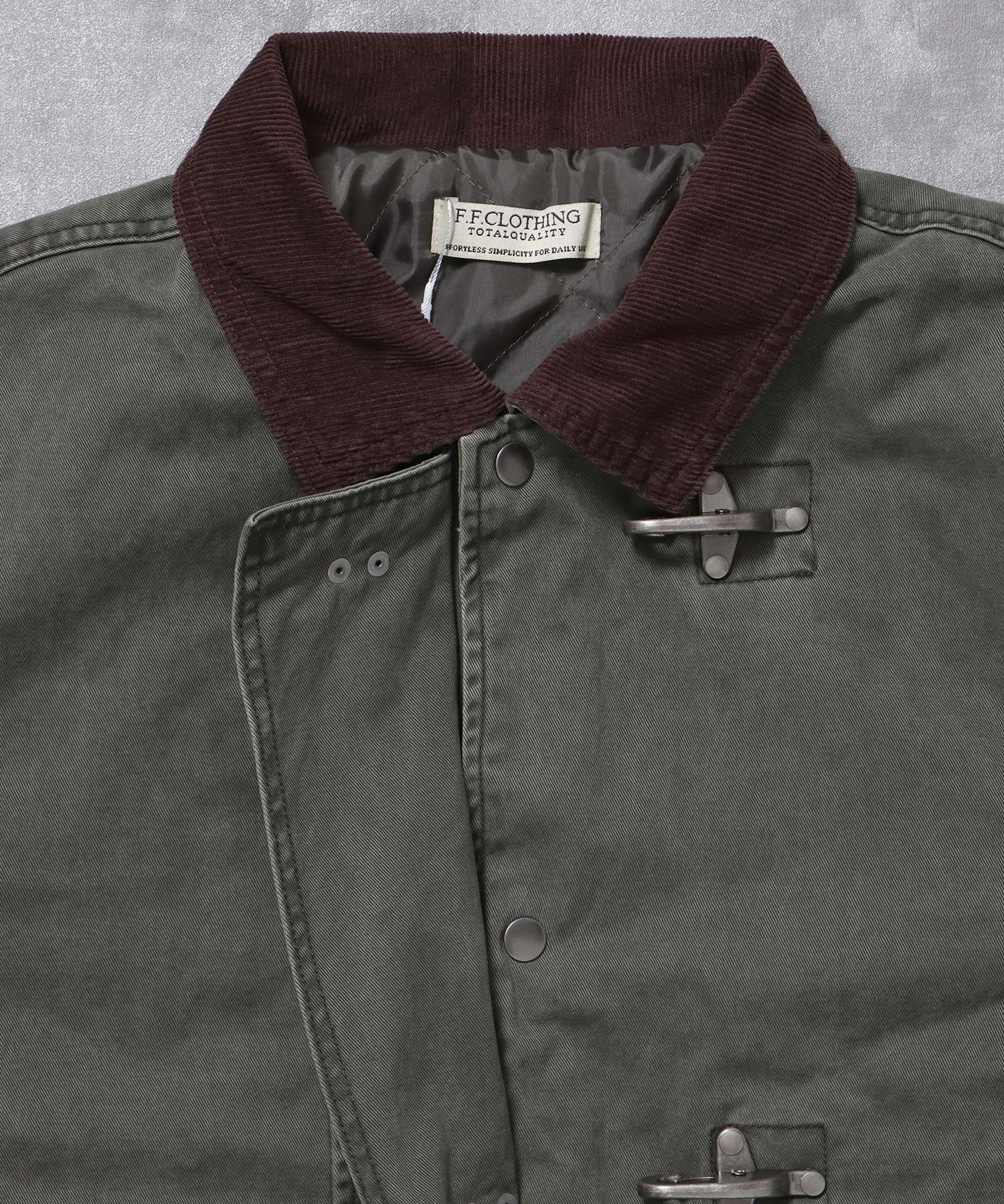 短丈ファイヤーマンジャケット / ジャケット キルト コーデュロイ 短丈 カジュアル 中綿 カーキ