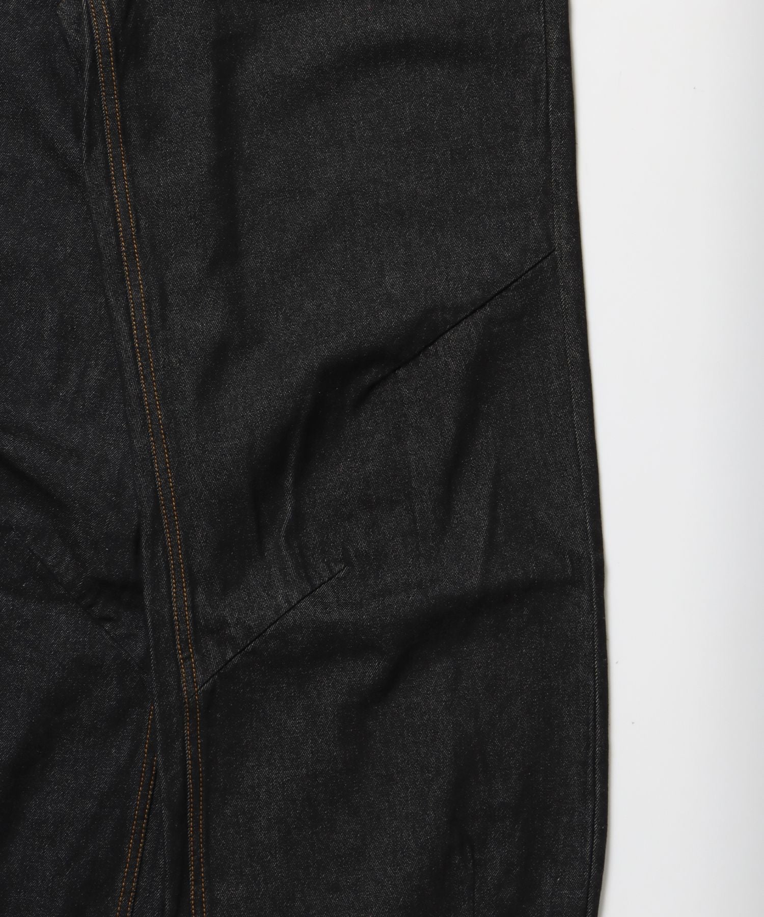 sqnz carve logo denim / 刺繍 ワイドシルエット カーブ メンズ デニム パンツ 加工 ヴィンテージライク ブラック