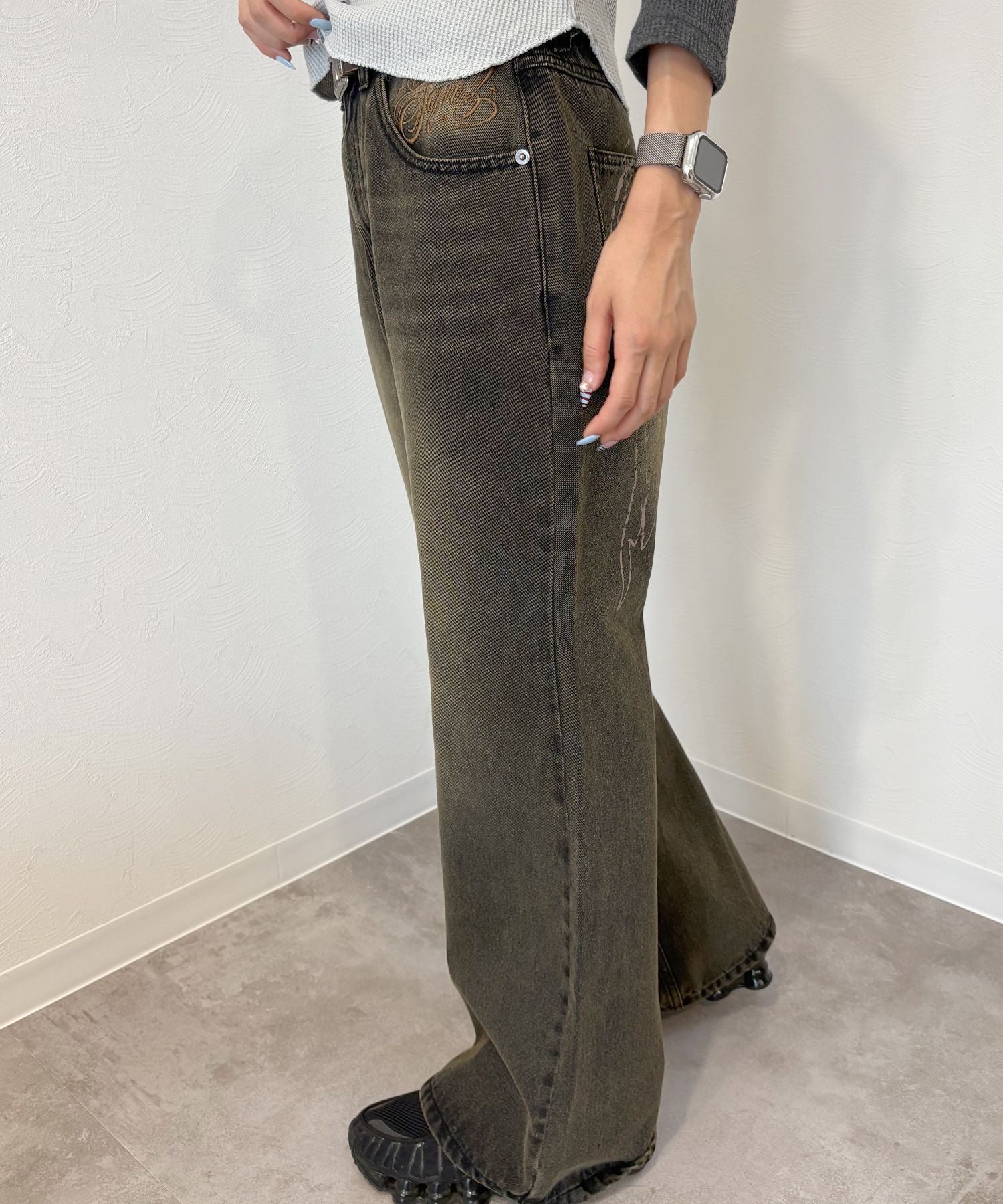 モデル:H163 Size:M