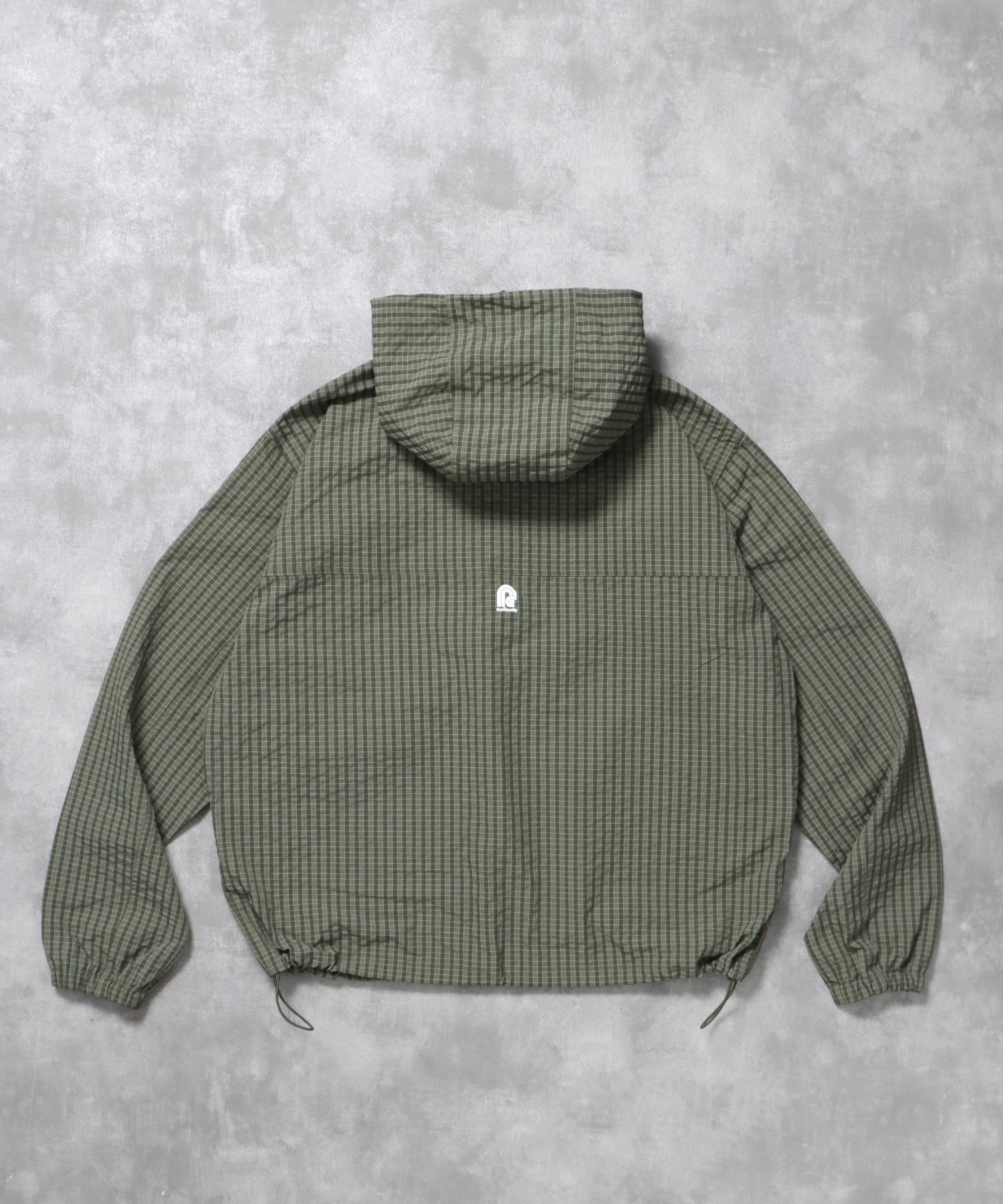 3段ロゴチェックマウンテンパーカー / ダブルジップ フーディ アウター ワンポイント グリーン