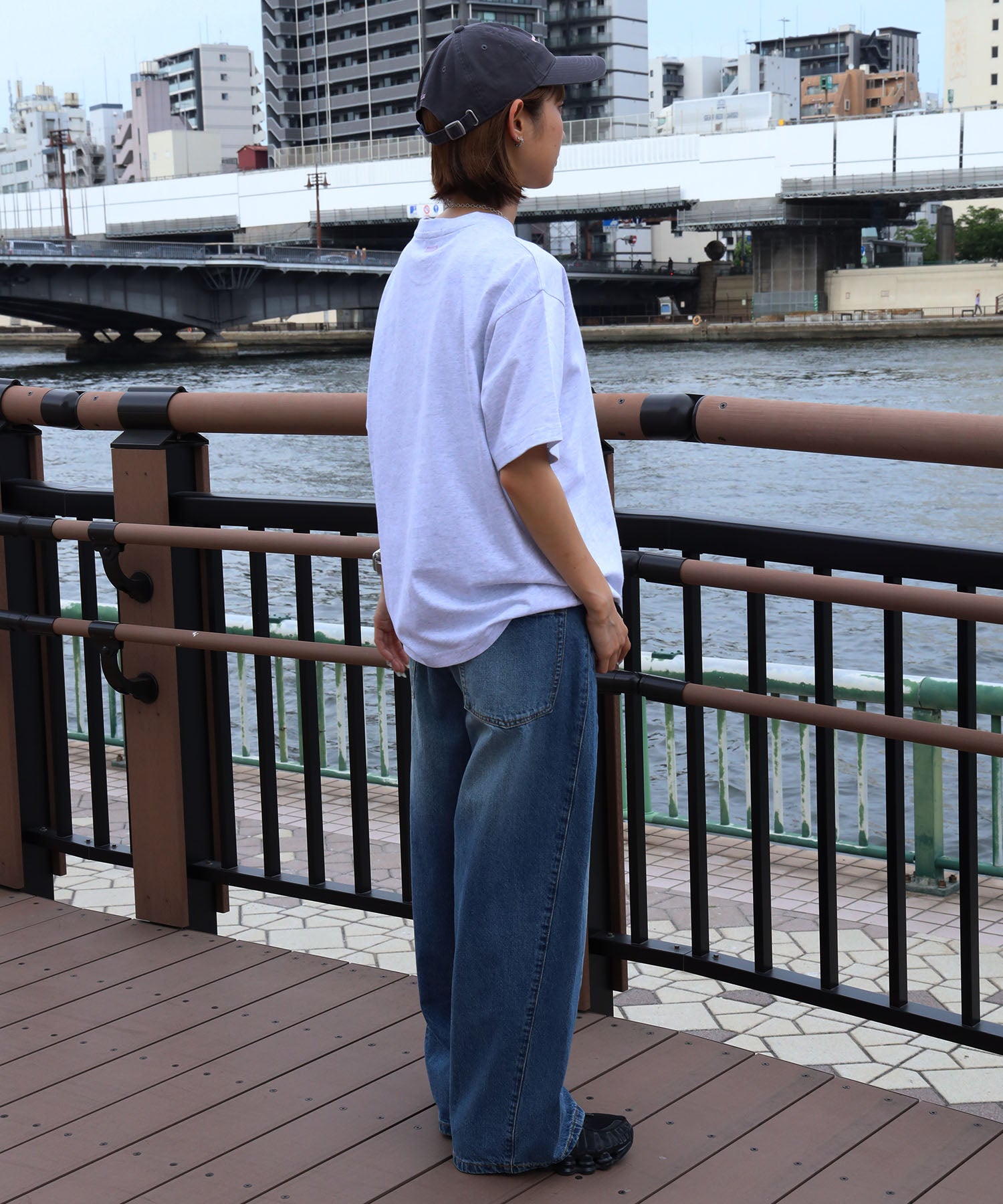 モデル:H163 Size:L アッシュグレー