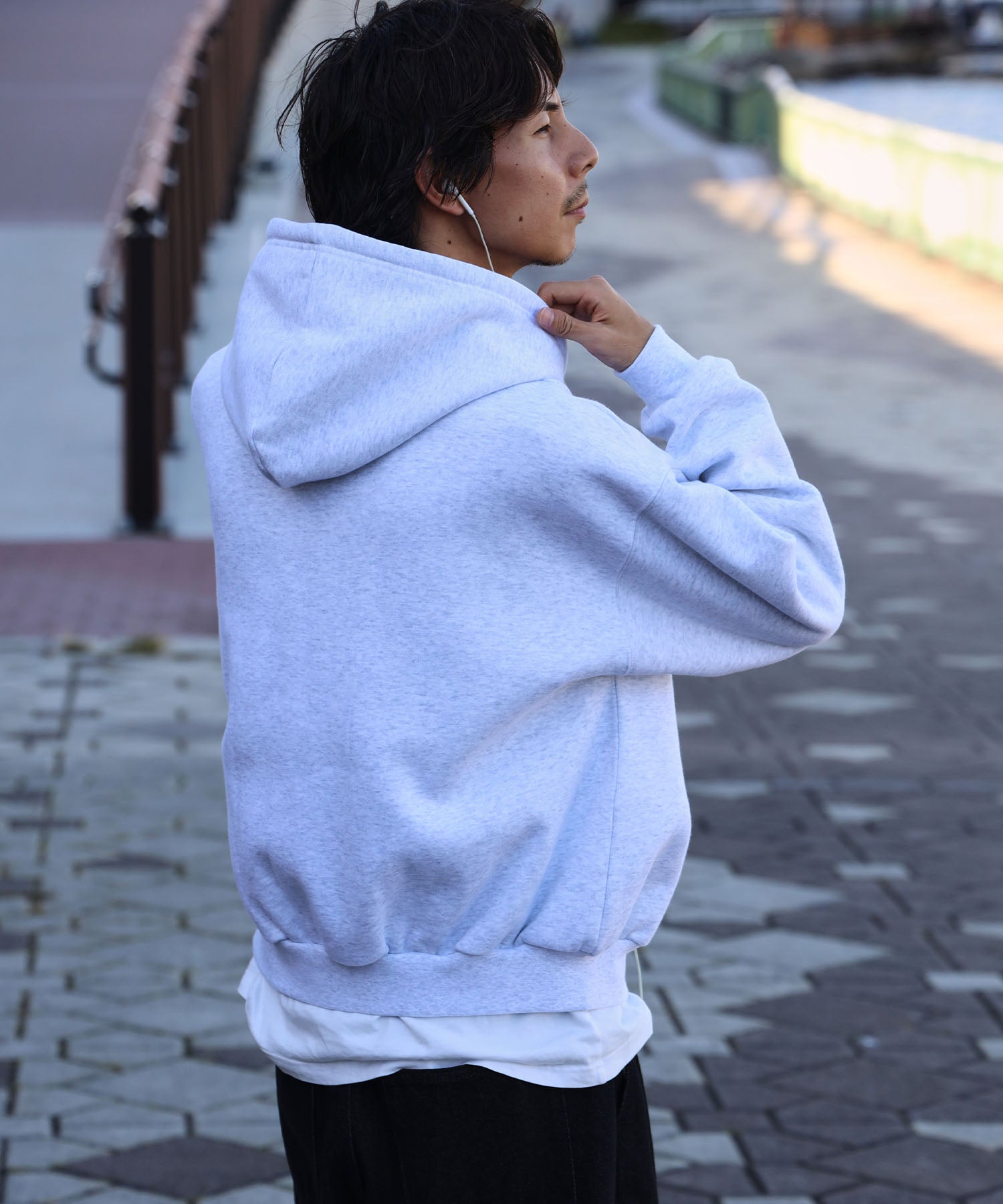 モデル:H178 Size:M アッシュグレー