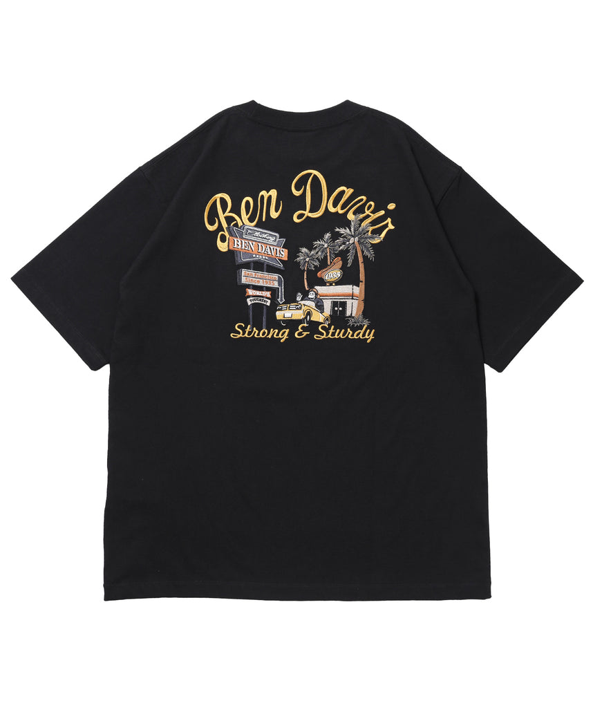 SOUVENIR EMB TEE / オーバーサイズ 半袖 クルーネック 刺繍 プリント ユニセックス ドロップショルダー ブラック