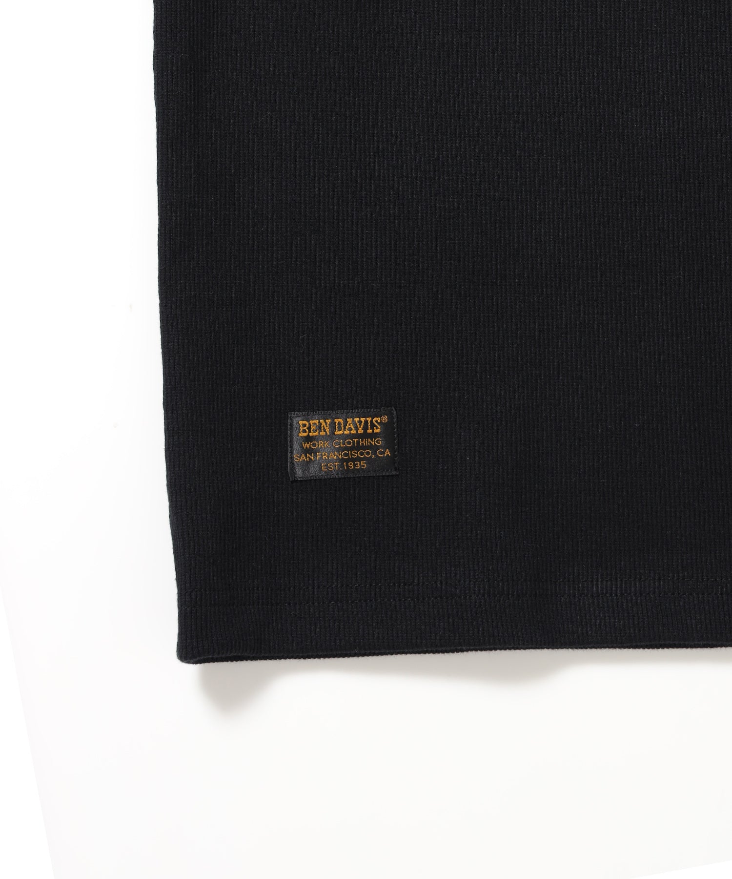 RIB HENLEY TEE / Tシャツ 半袖 ヘンリーネック 刺繍 ワンポイント ユニセックス ピス ブラック