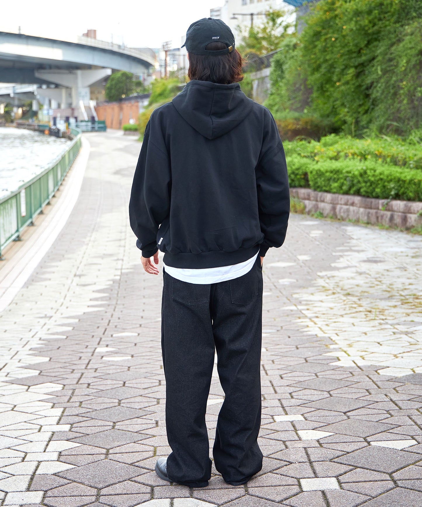 モデル:H177 Size:M