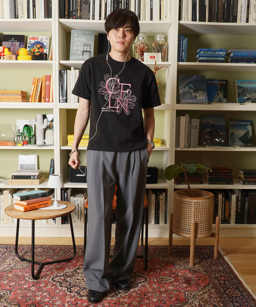 フラワー刺繍ロゴショート丈Tシャツ / Tシャツ クルーネック 半袖 刺繍 花柄 【短丈】 ブラック