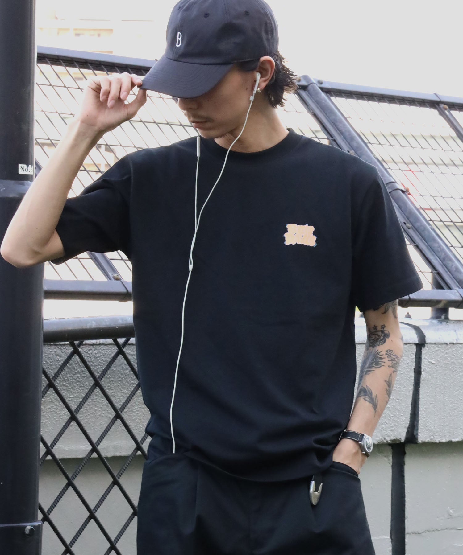 モデル:H177 Size:L ブラック