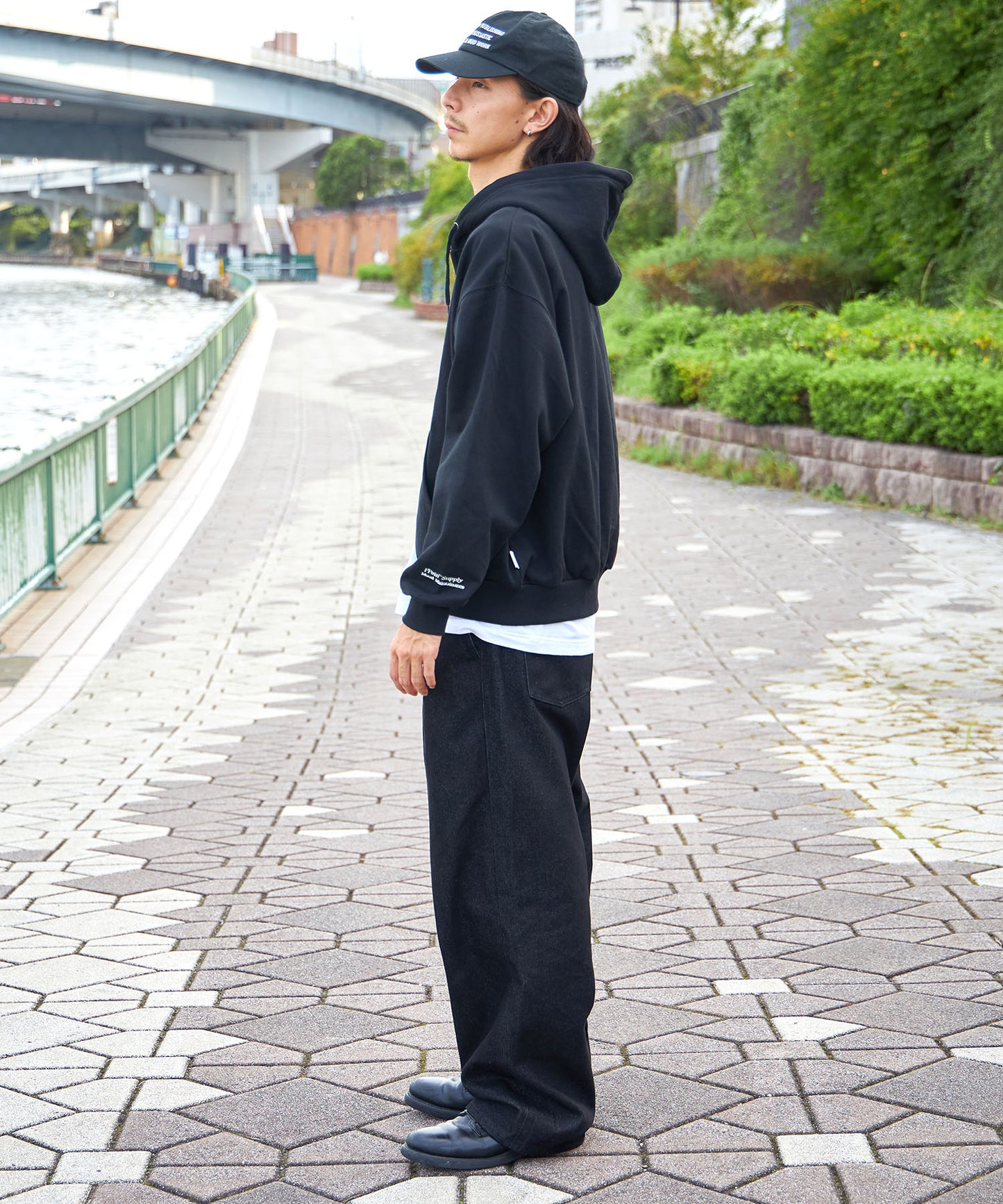 モデル:H177 Size:M