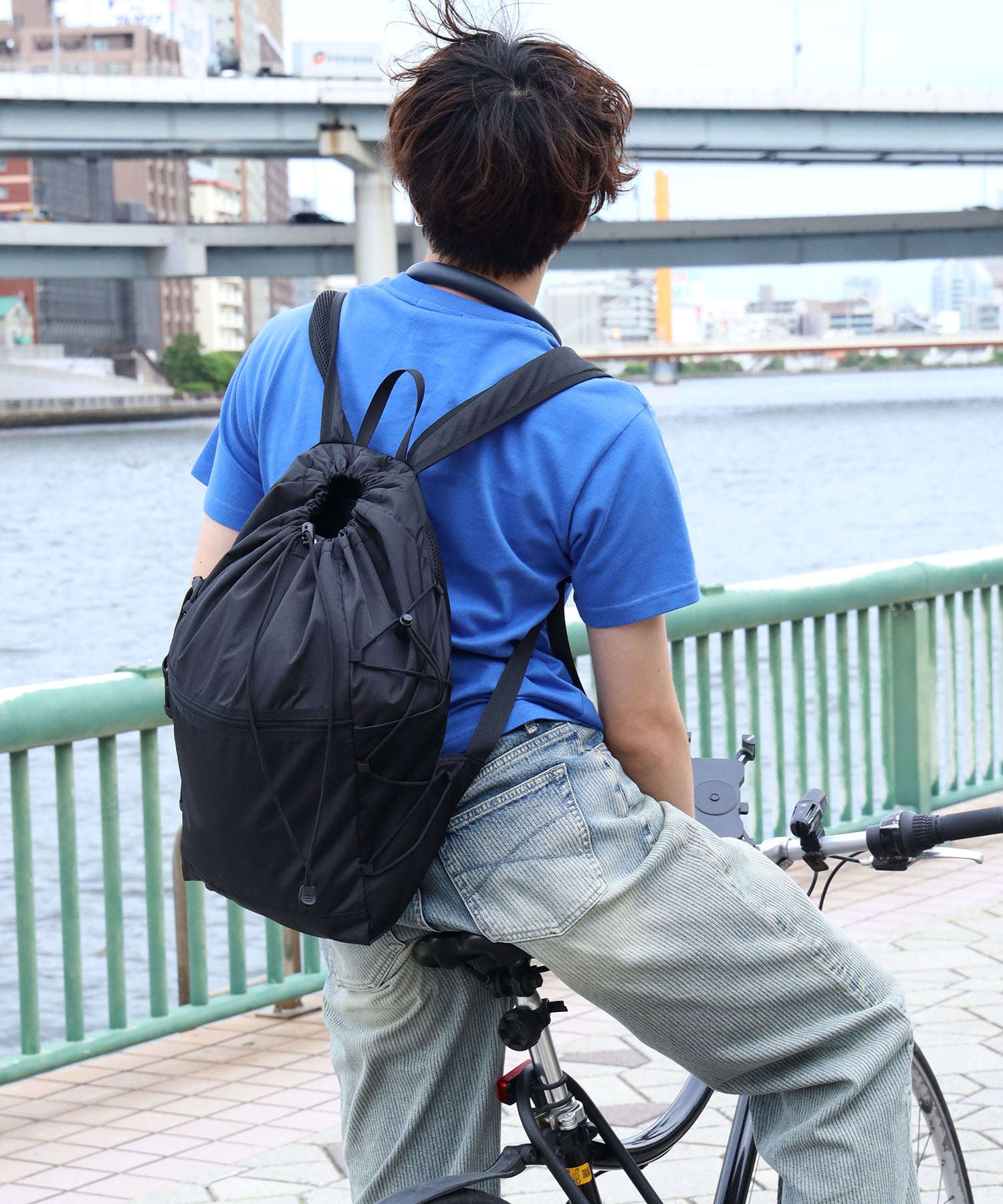 モデル:H178 Size:M ブルー