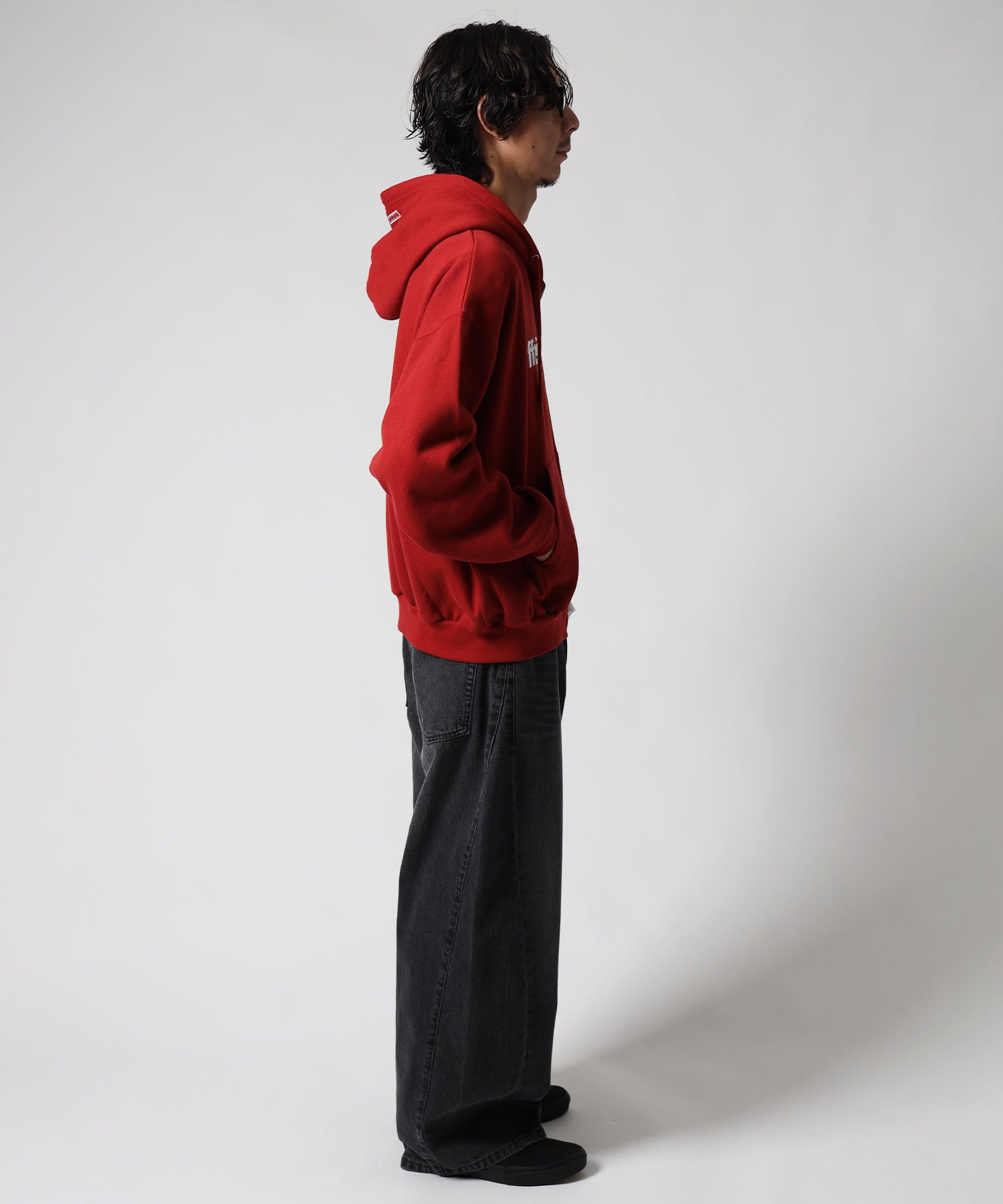 モデル:H160 Size:M バーガンディ