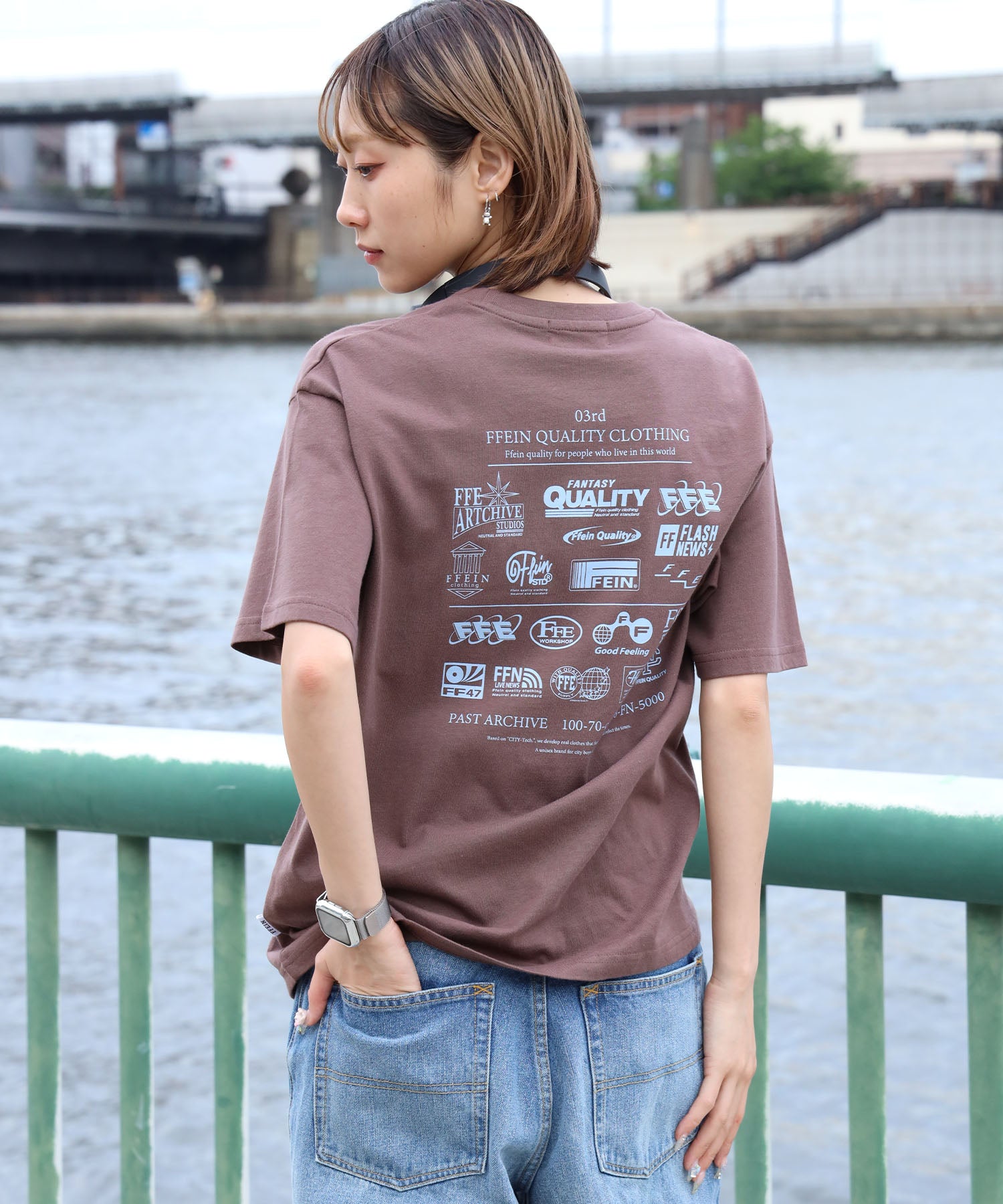 モデル:H163 Size:S モカ