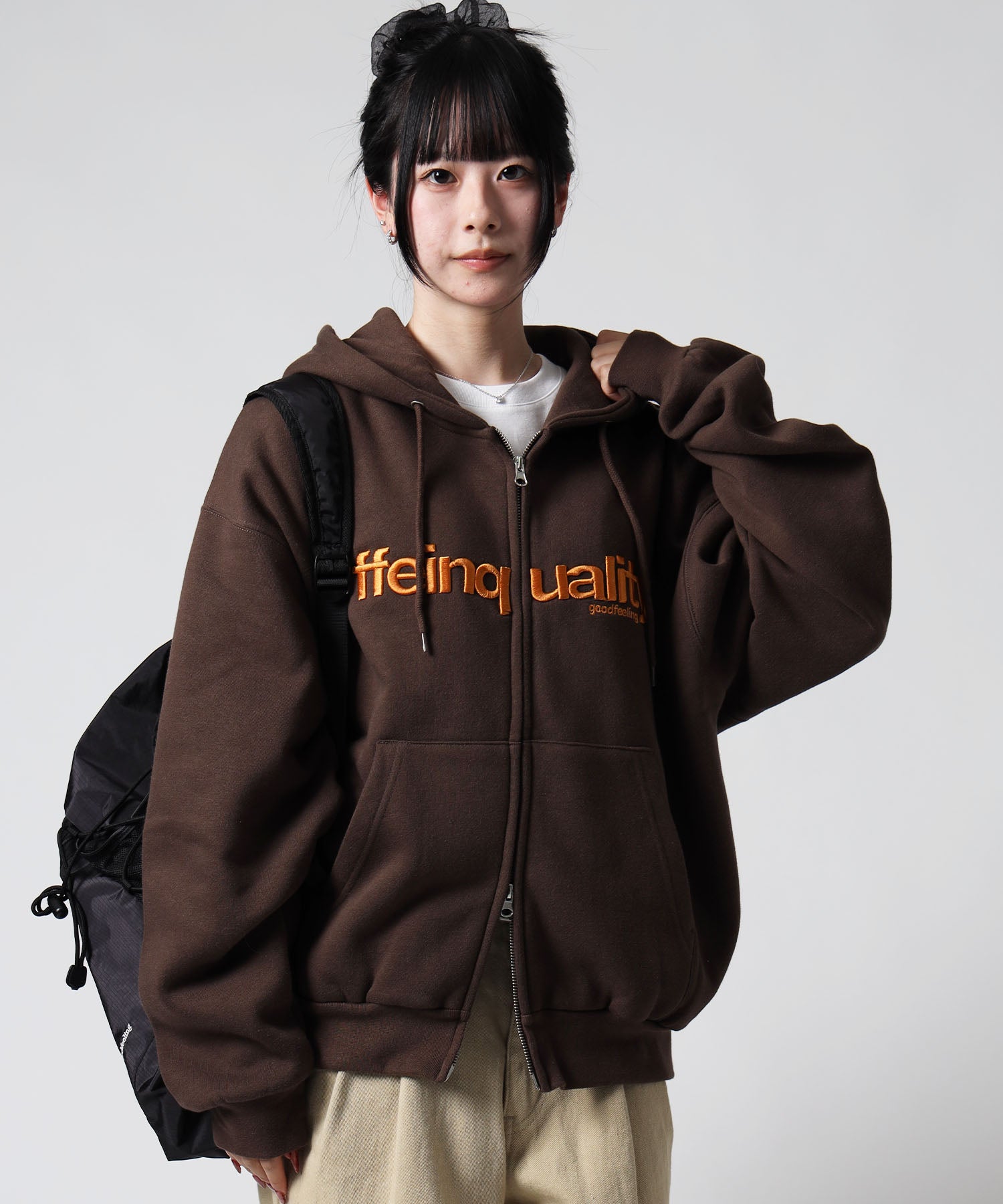 モデル:H160 Size:M ダークブラウン