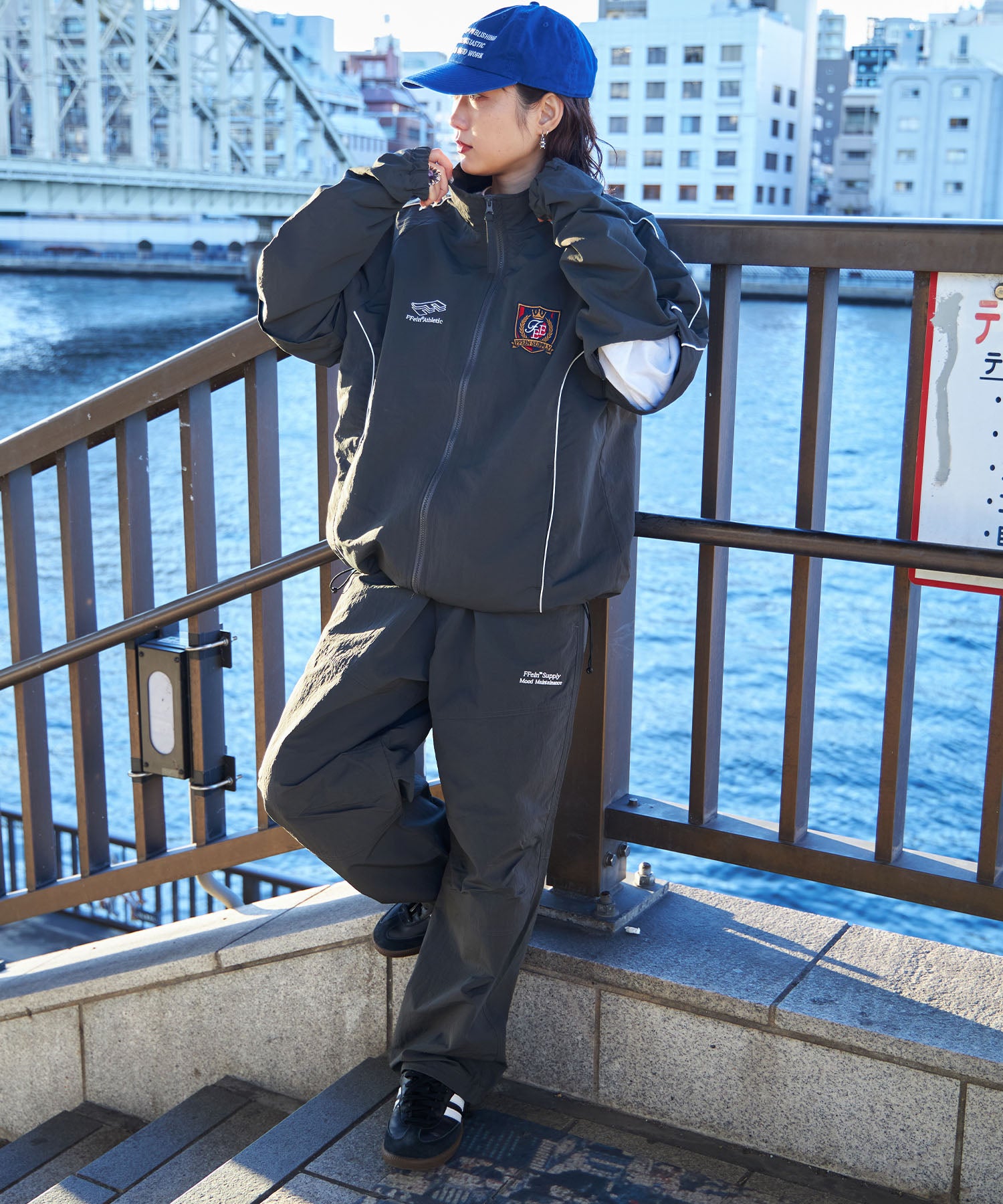 モデル:H163 Size:M