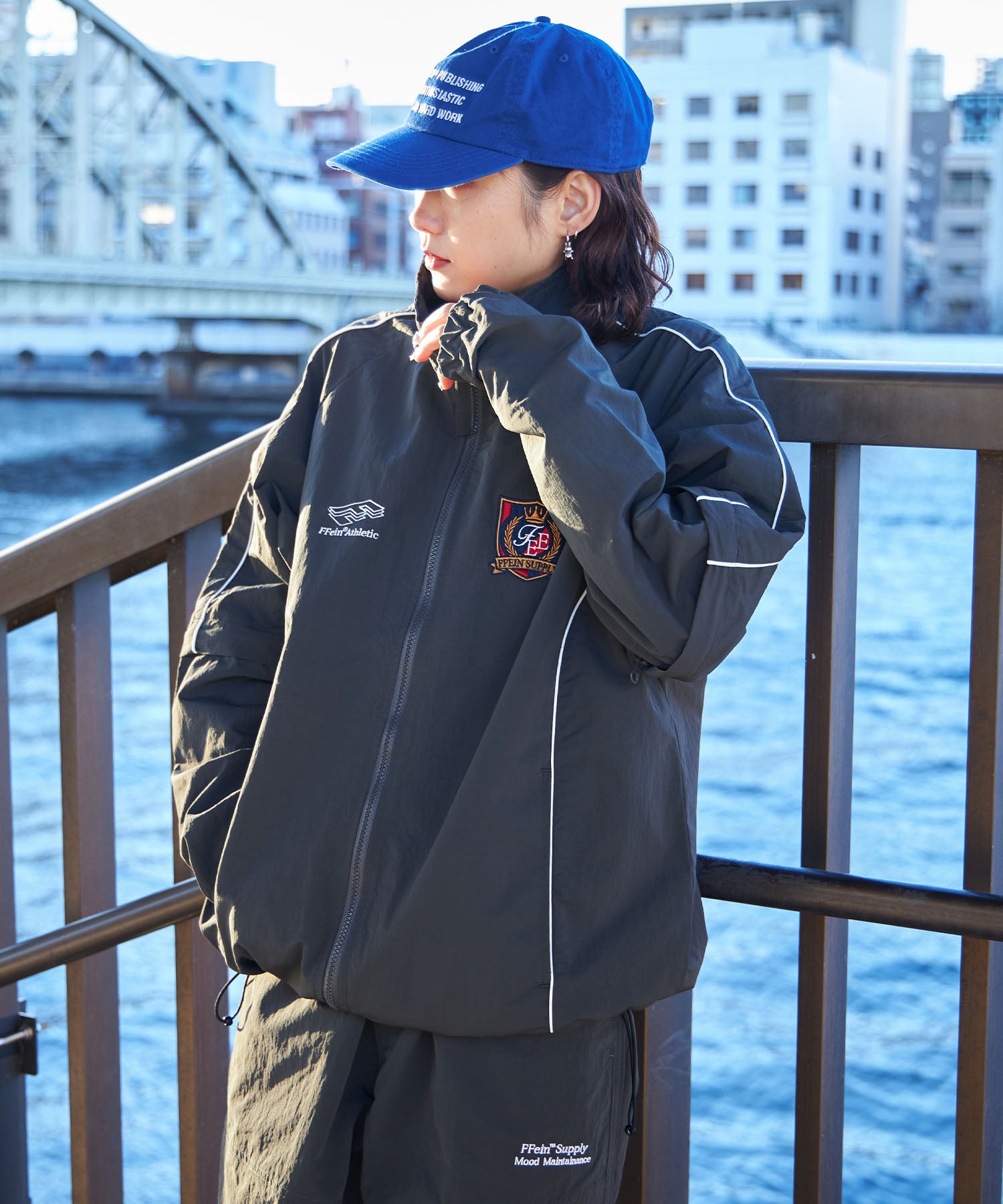 モデル:H163 Size:M