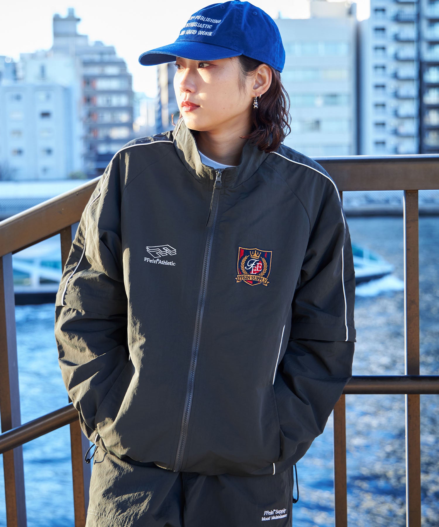 モデル:H163 Size:M