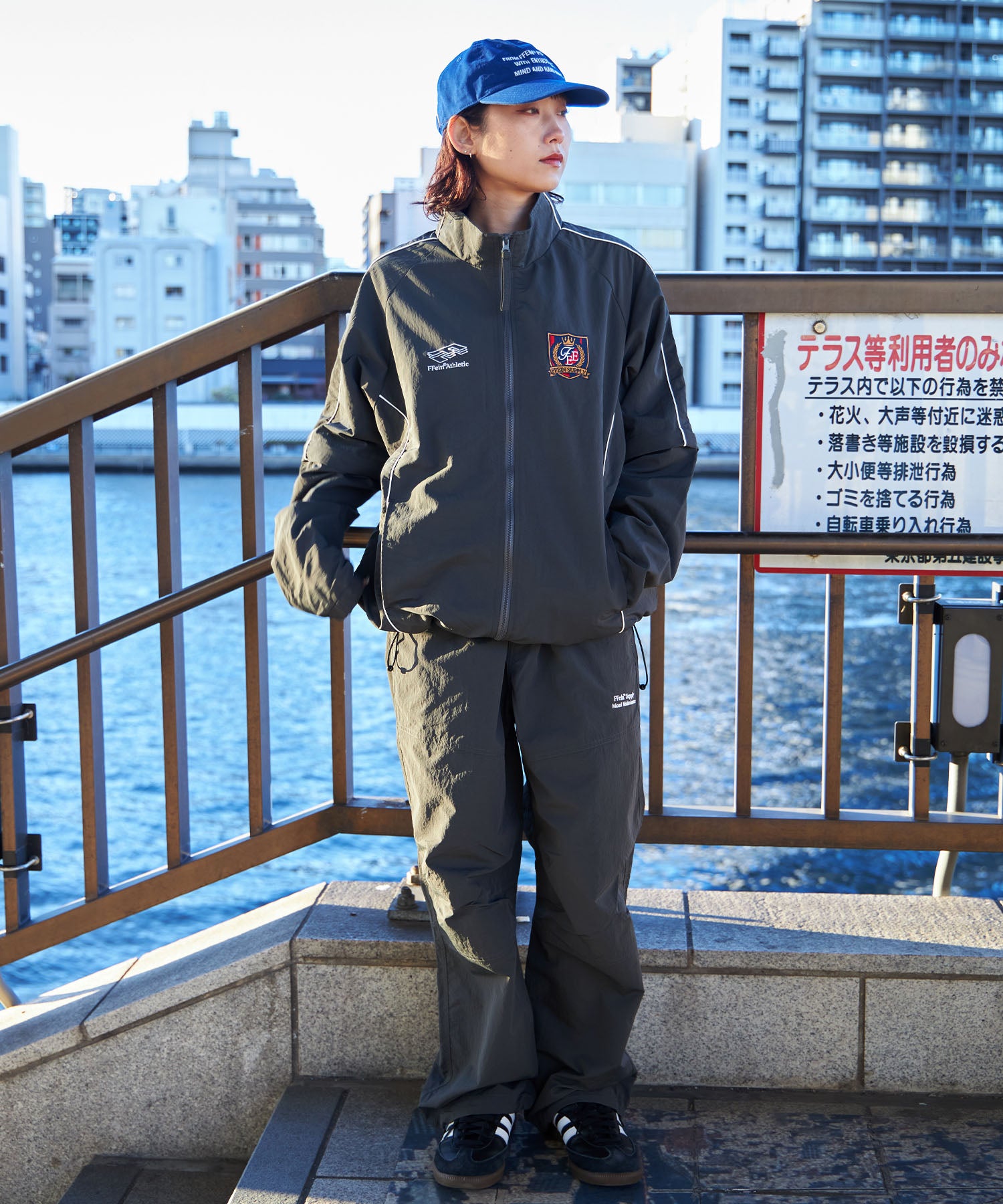 モデル:H163 Size:M