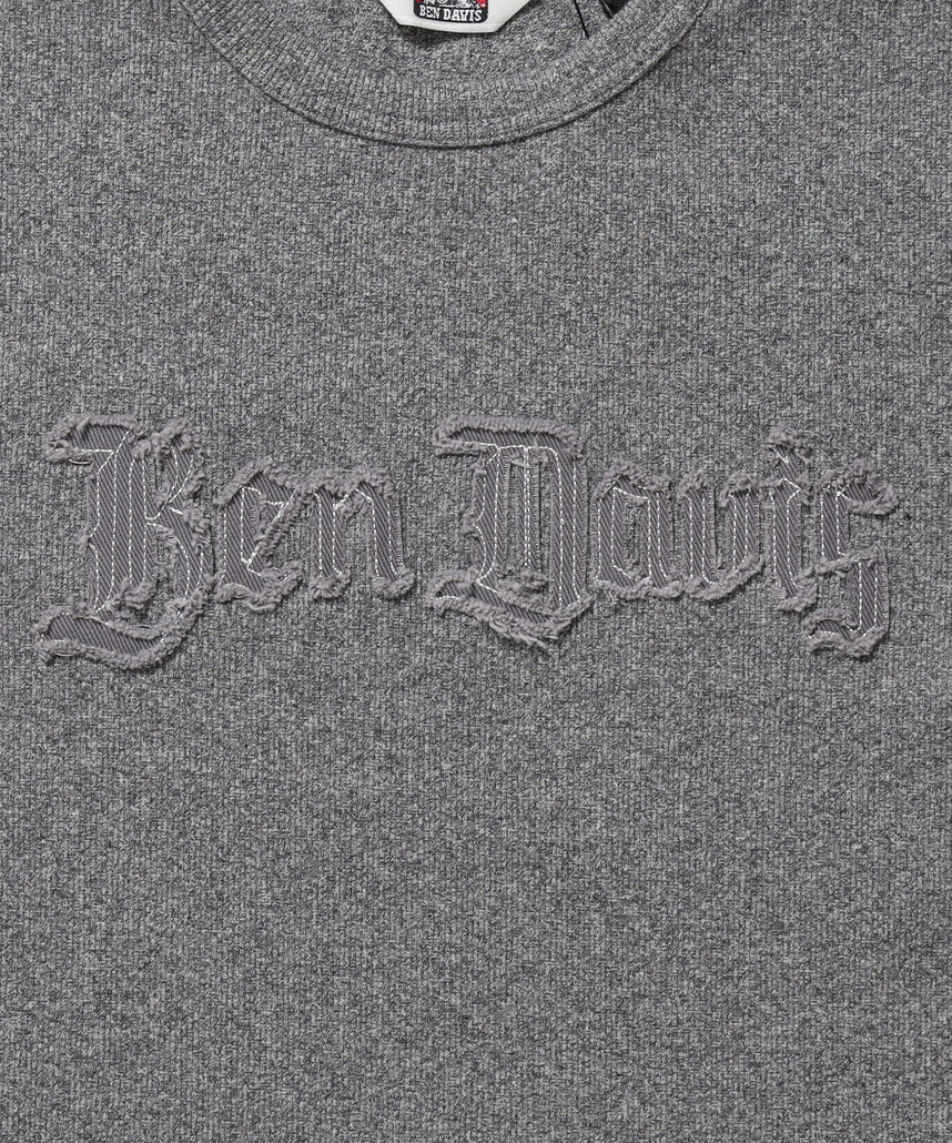 LETTERED RIB TEE / Tシャツ 半袖 クルーネック 刺繍 ワッペン ワンポイント ユニセックス ピス グレー