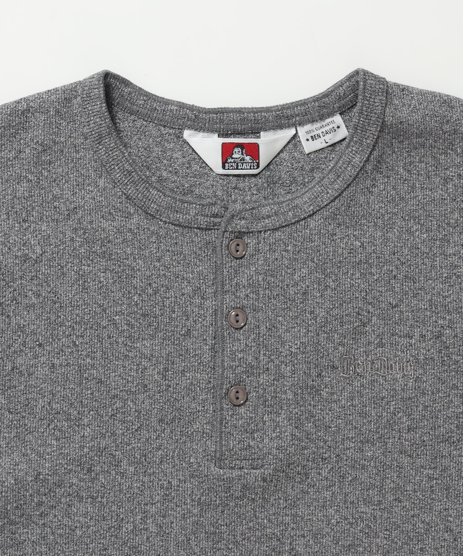 RIB HENLEY TEE / Tシャツ 半袖 ヘンリーネック 刺繍 ワンポイント ユニセックス ピス グレー