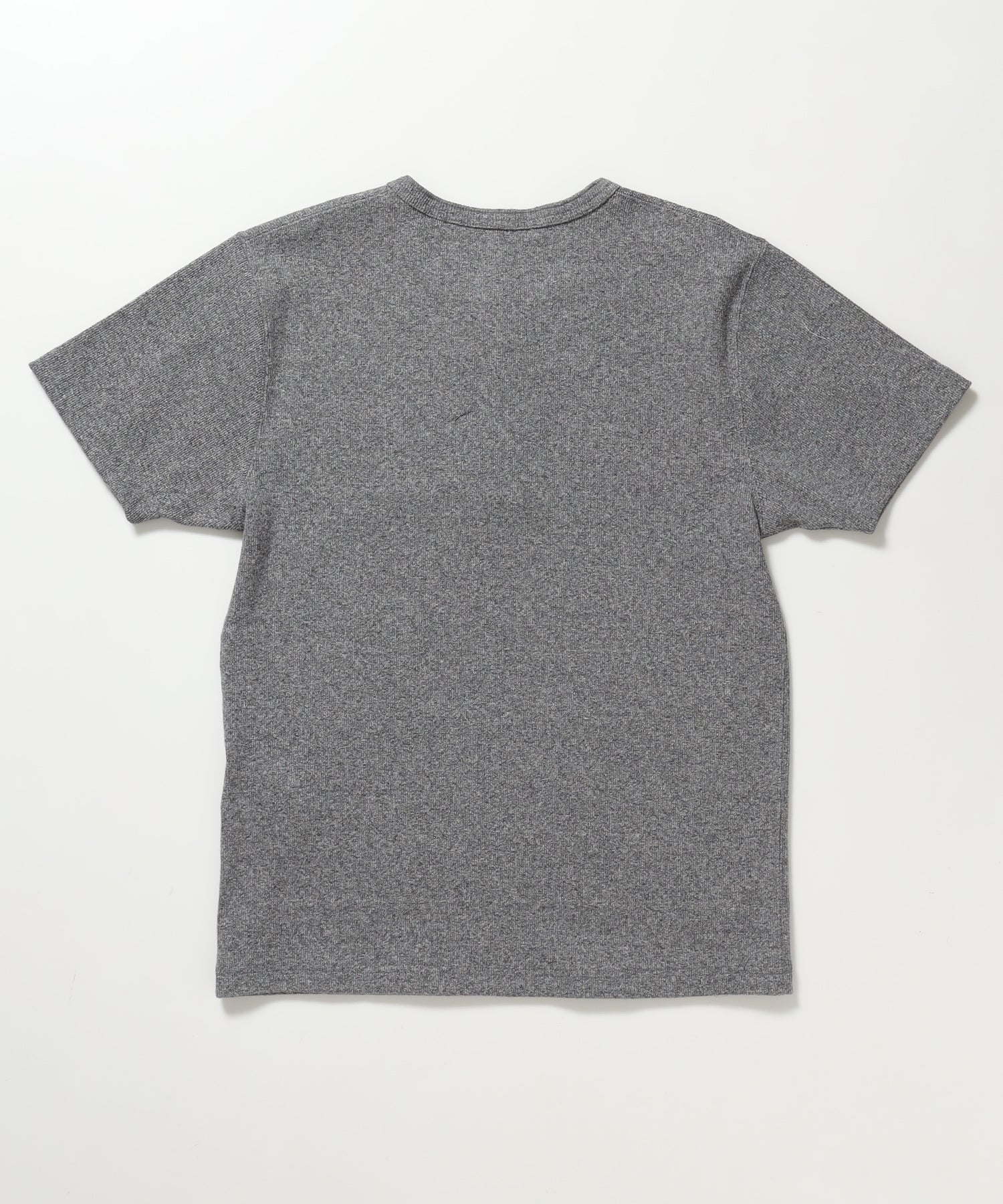 RIB HENLEY TEE / Tシャツ 半袖 ヘンリーネック 刺繍 ワンポイント ユニセックス ピス グレー