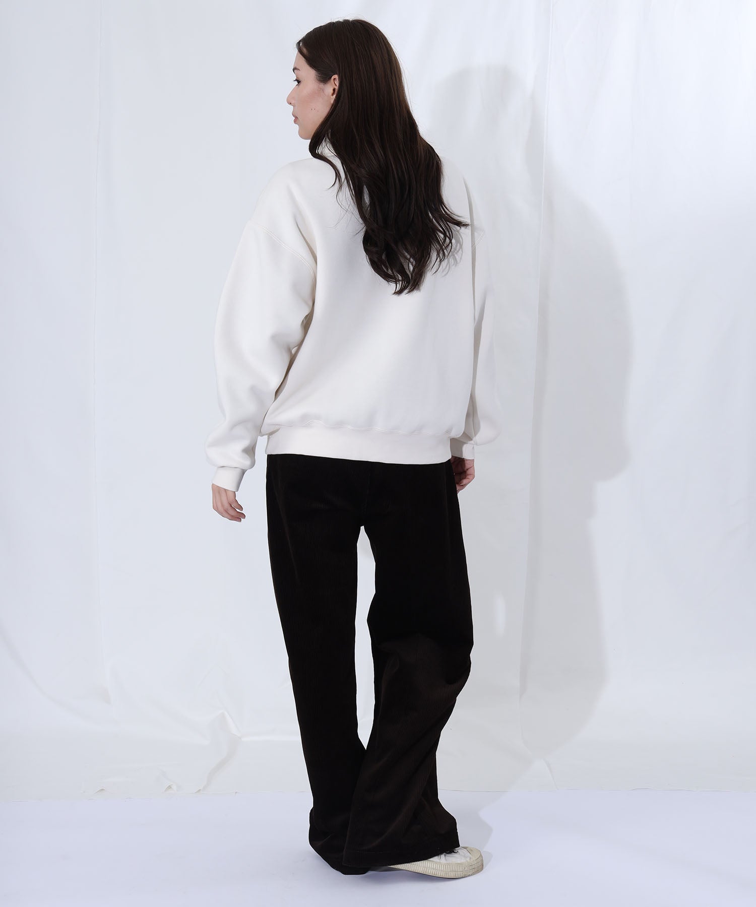 モデル:H174 Size:L オフホワイト