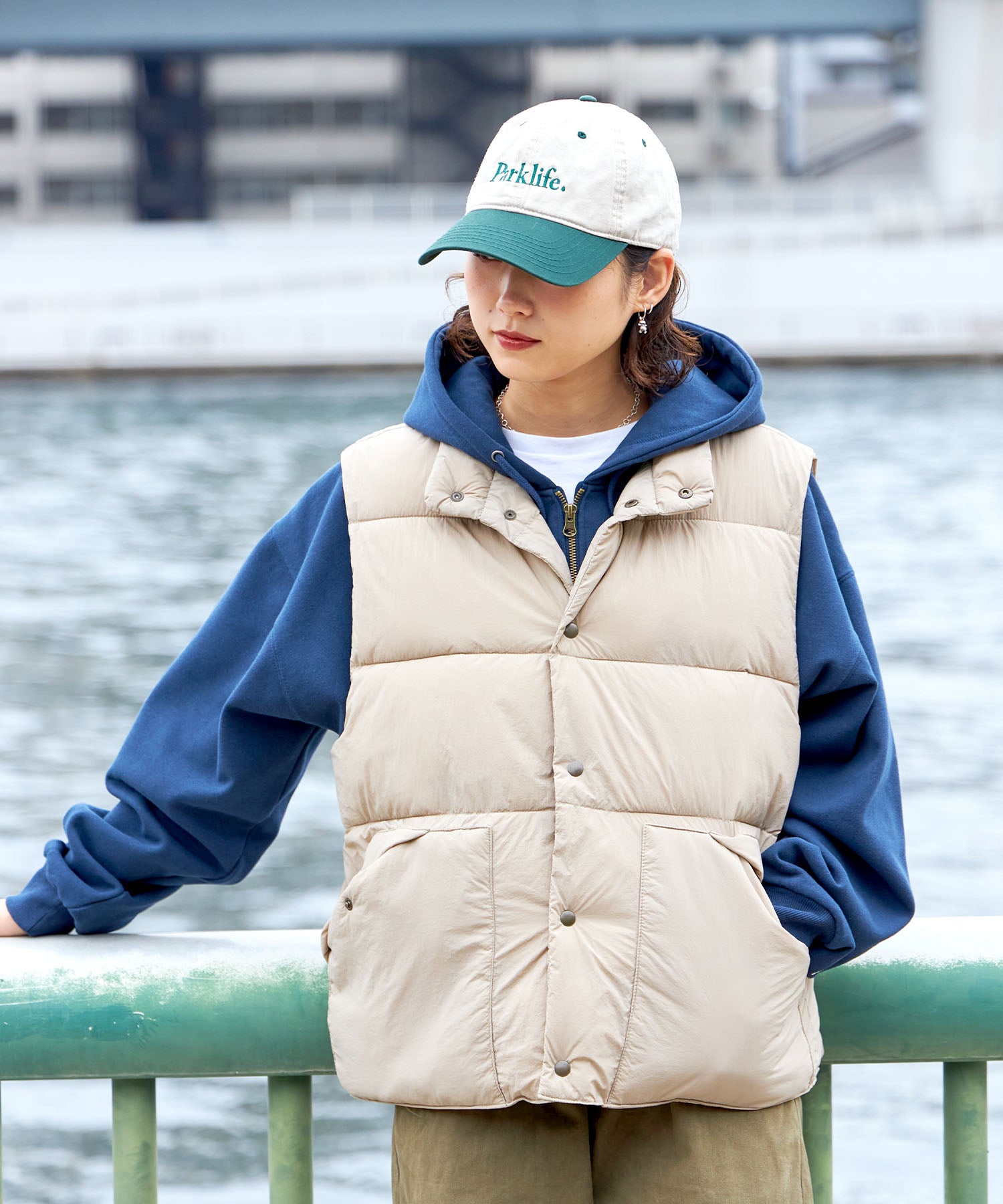 モデル:H163 Size:M