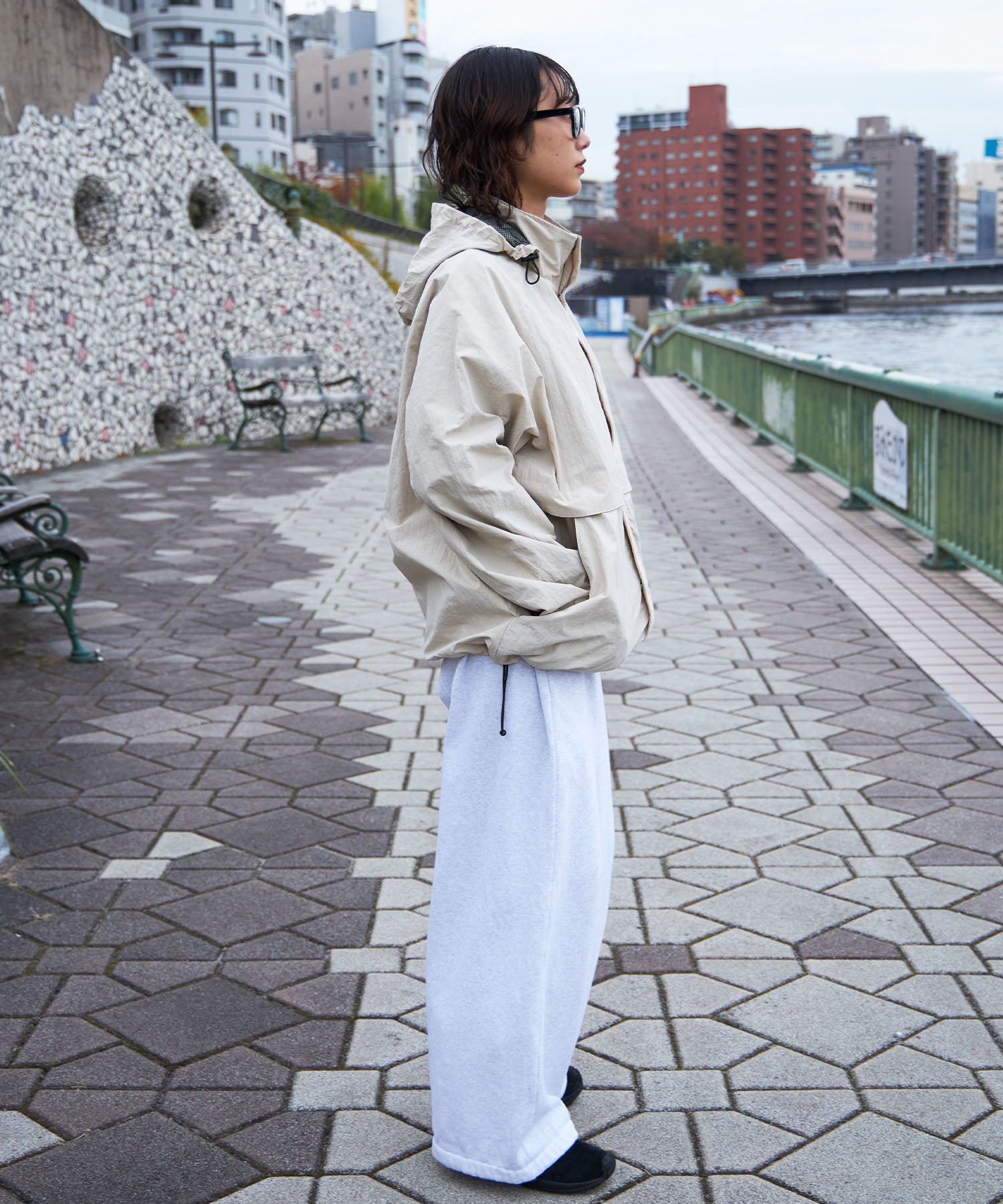 モデル:H163 Size:M