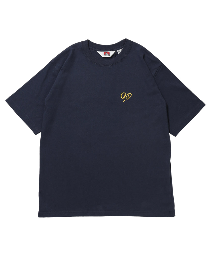 SCRIPT HEART TEE / Tシャツ 半袖 クルーネック 刺繍 ワンポイント ユニセックス オーバーサイズ ネイビー