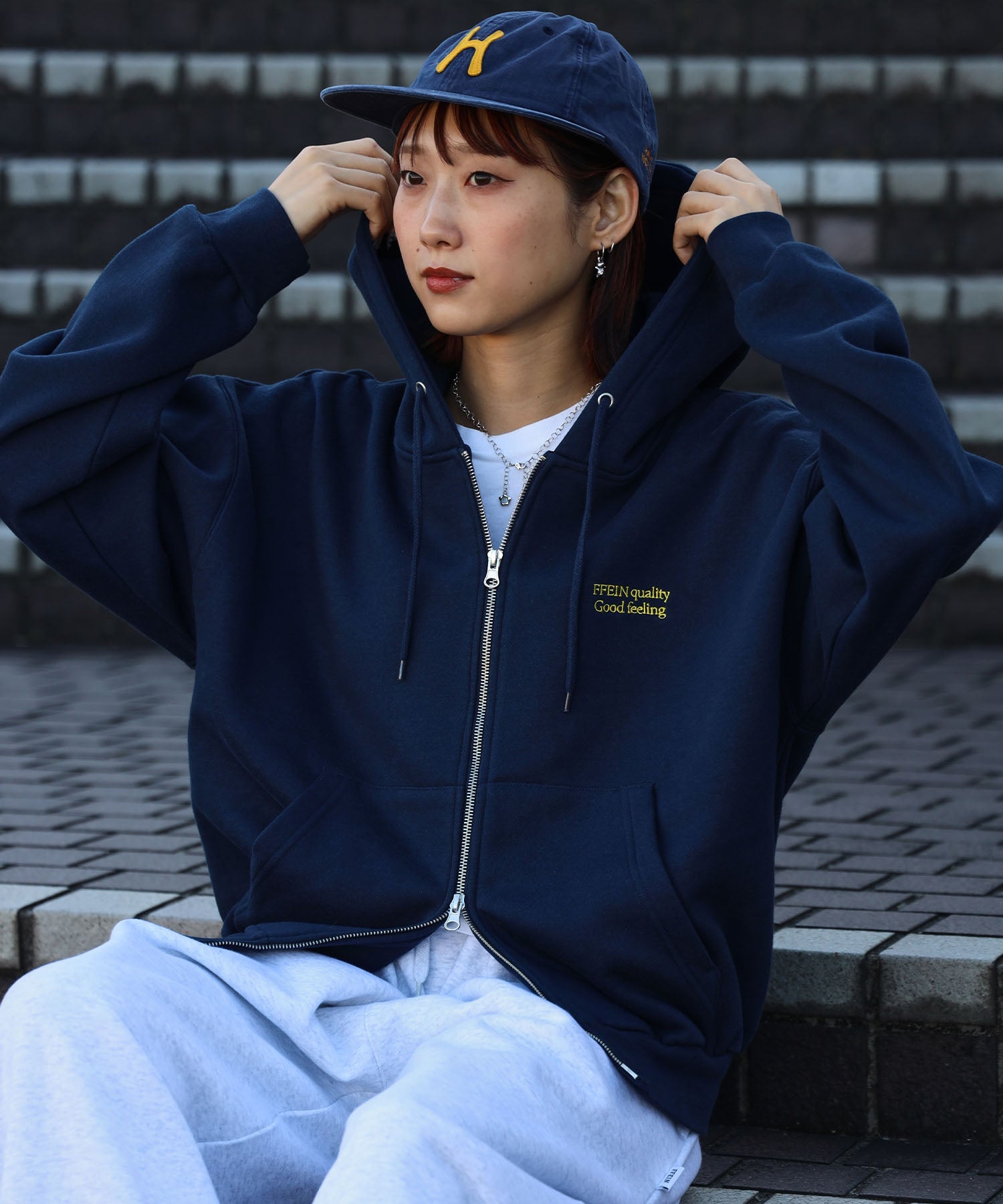 モデル:H163 Size:S ネイビー