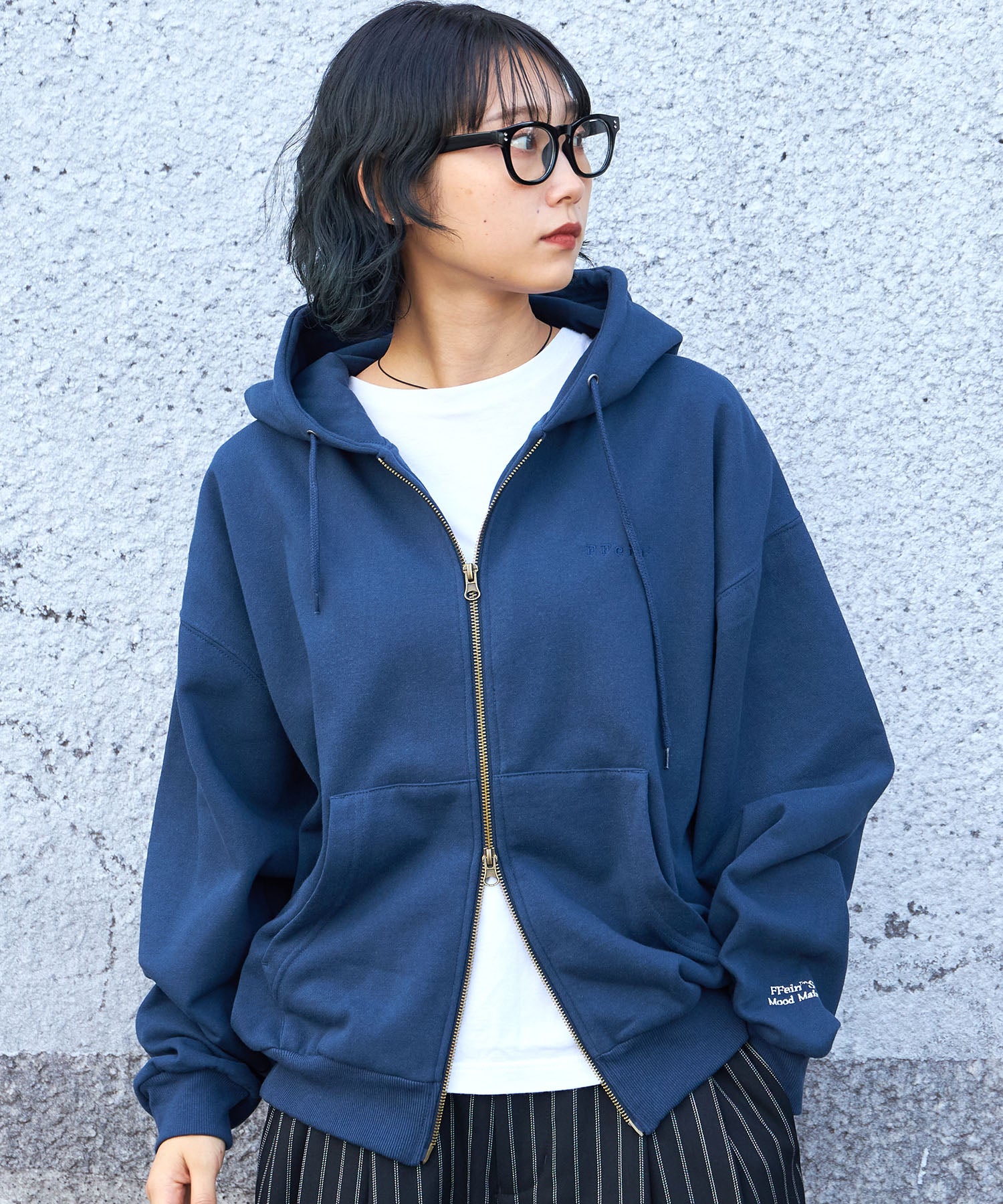 モデル:H163 Size:M