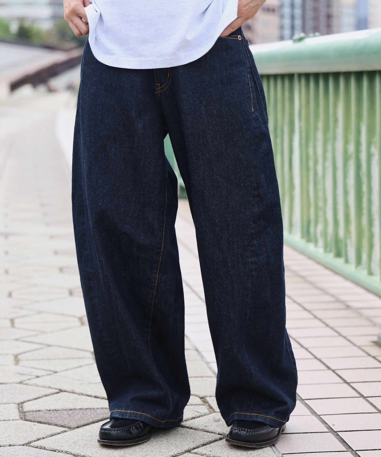 リアルヴィンテージバレルレッグデニムパンツ / デニム パンツ ボトムス ワイドシルエット デニム カーブ