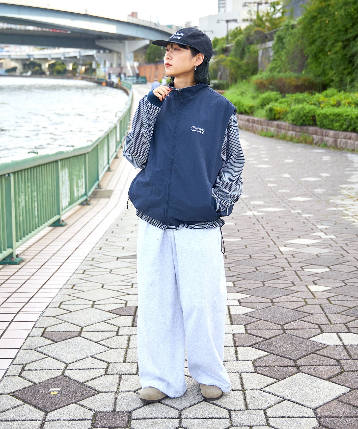 モデル:H163 Size:M