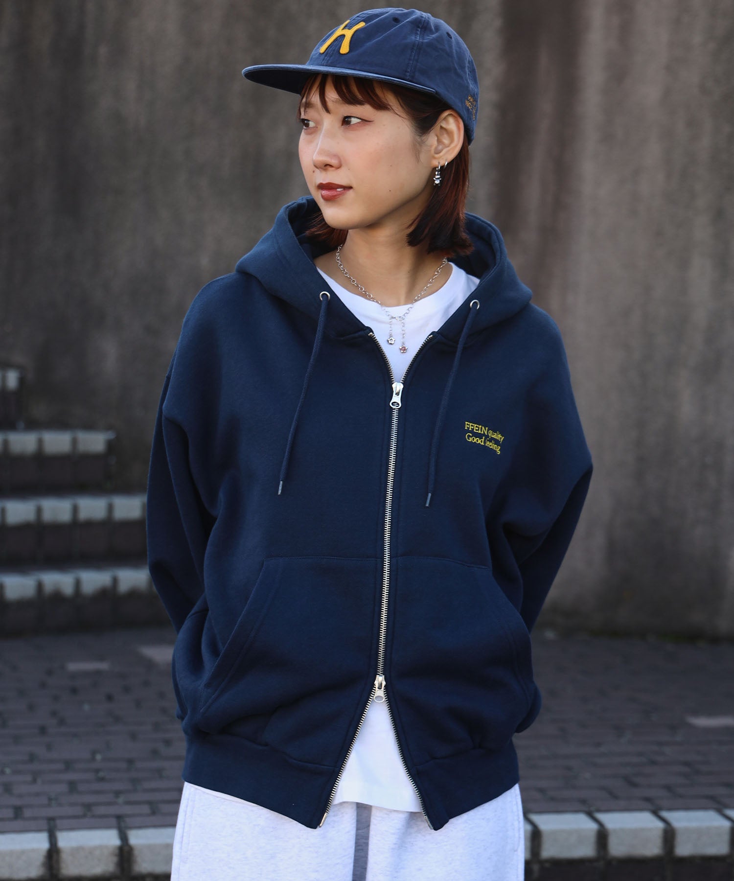 モデル:H163 Size:S ネイビー