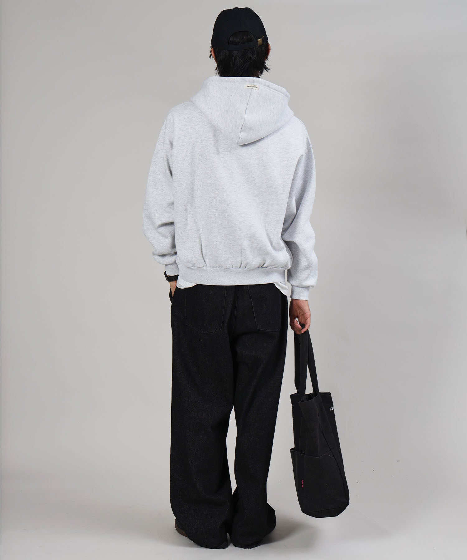 モデル:H178 Size :M アッシュグレー