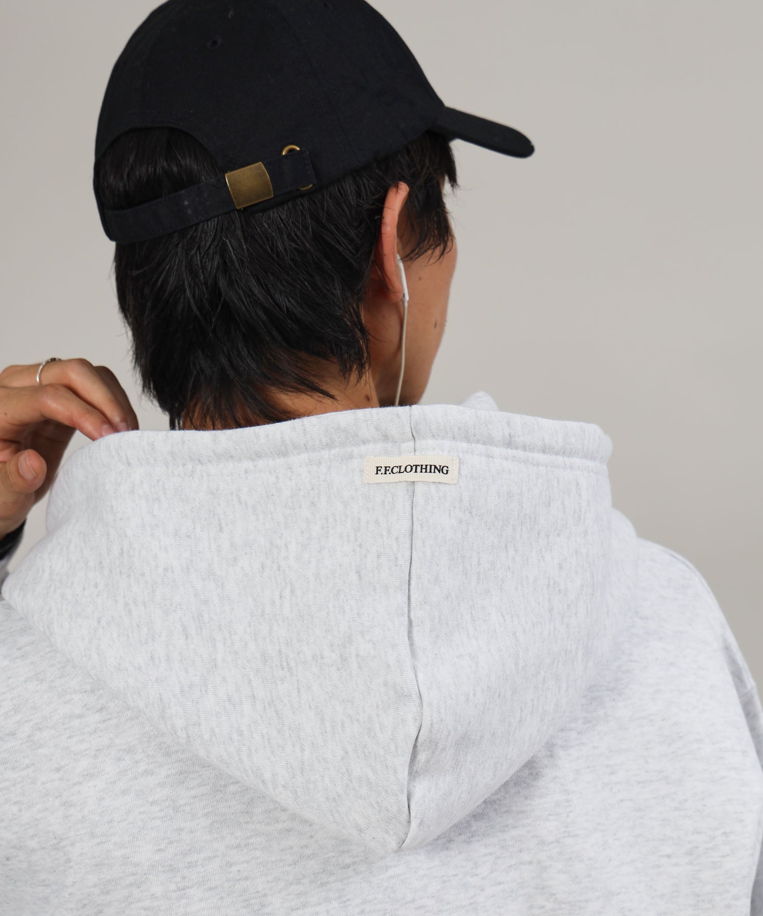 モデル:H178 Size :M アッシュグレー