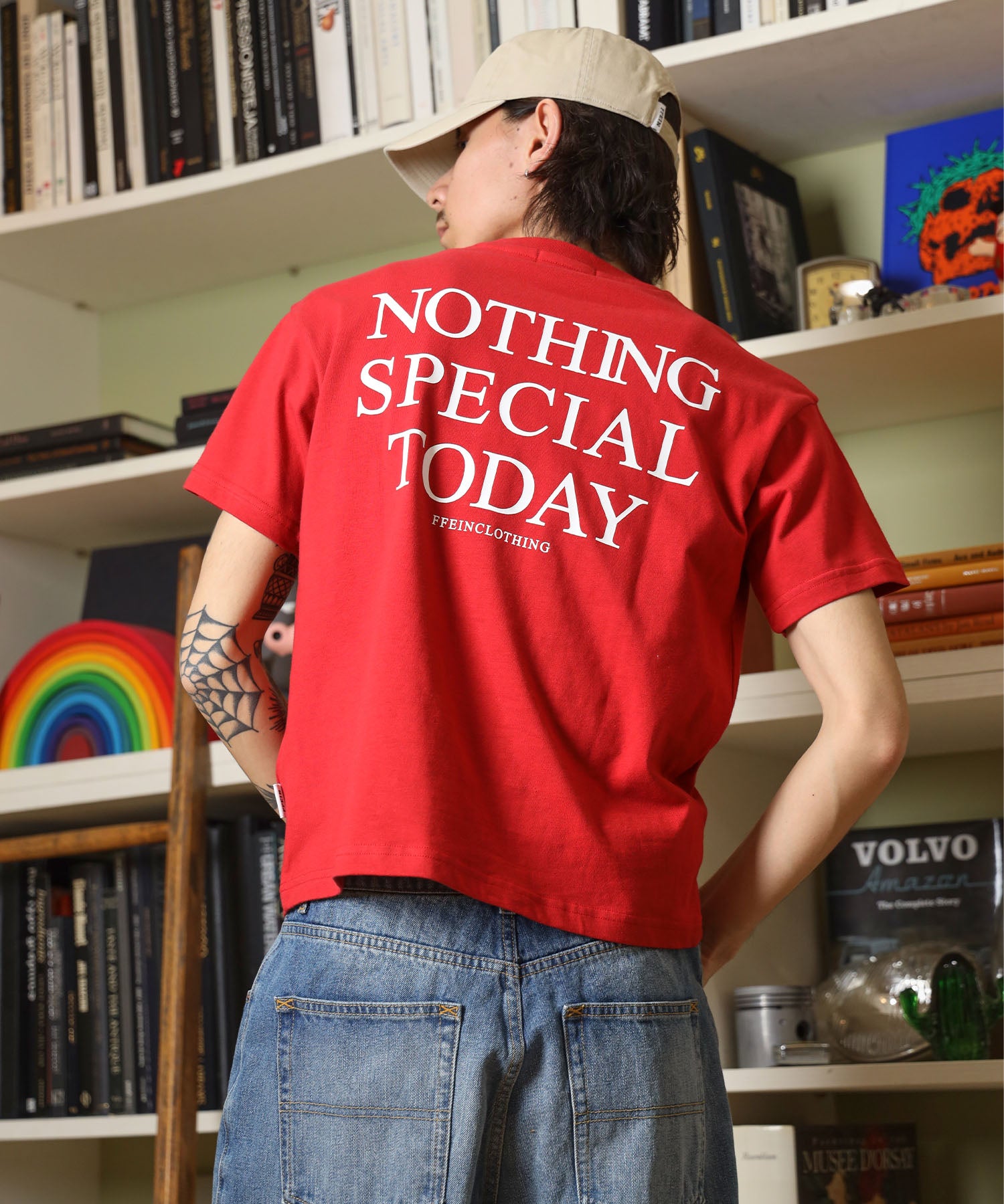 モデル:H178 Size:M レッド