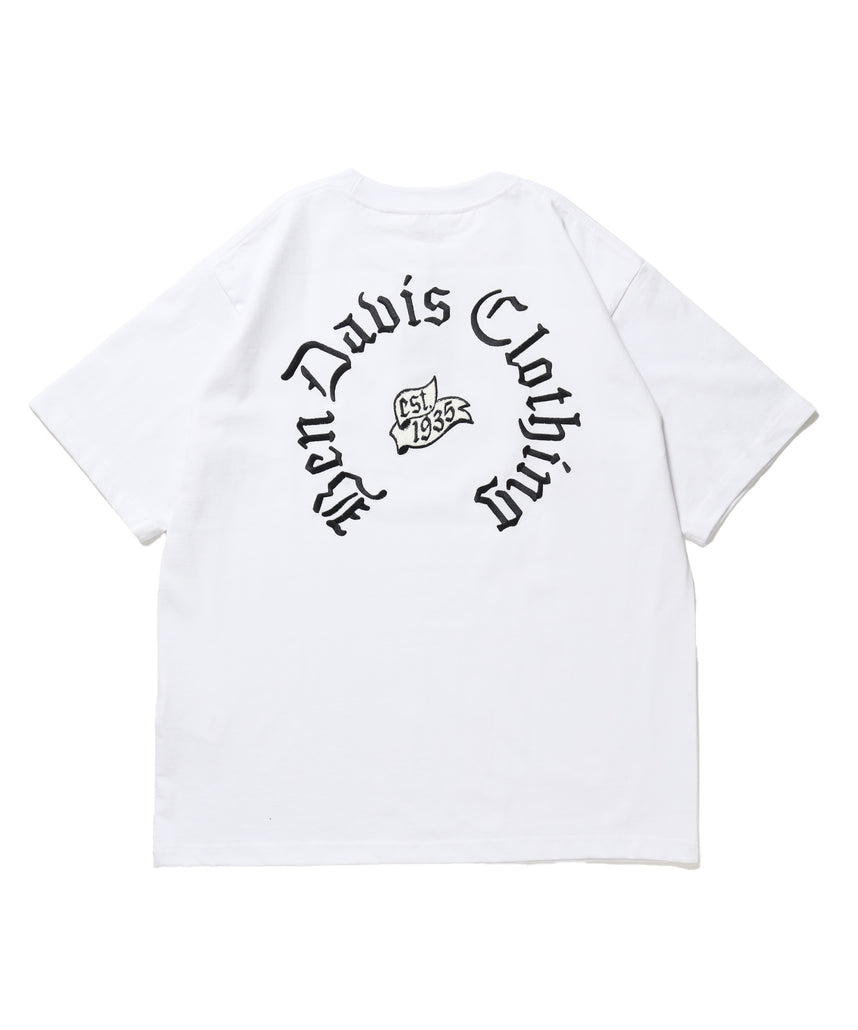OLD ENGLISH EMB TEE / Tシャツ 半袖 クルーネック 刺繍 ワンポイント ユニセックス オーバーサイズ ホワイト