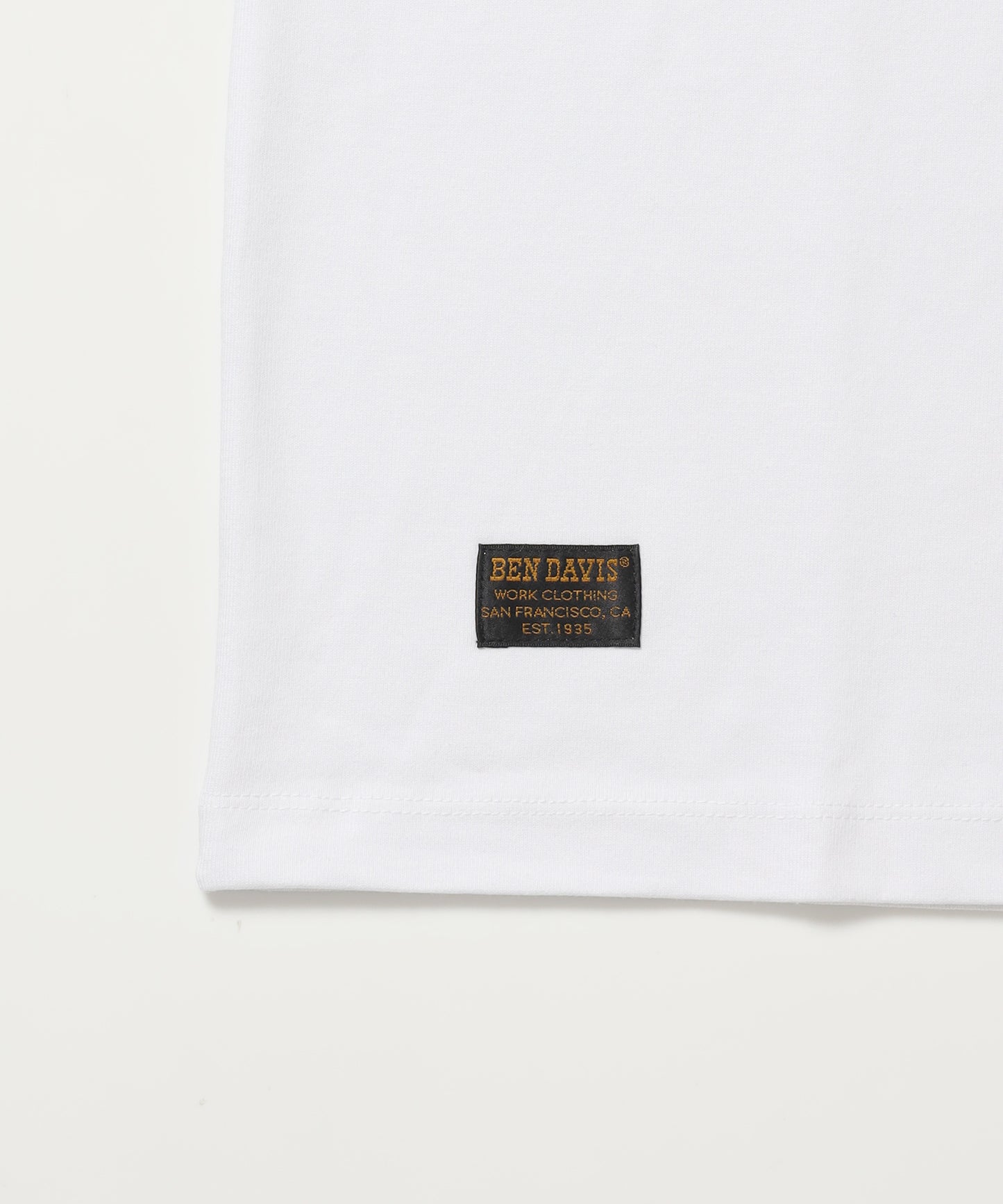 LOWRIDE EMB TEE / 半袖 クルーネック 刺繍 ワンポイント ユニセックス 定番 オールシーズン ホワイト