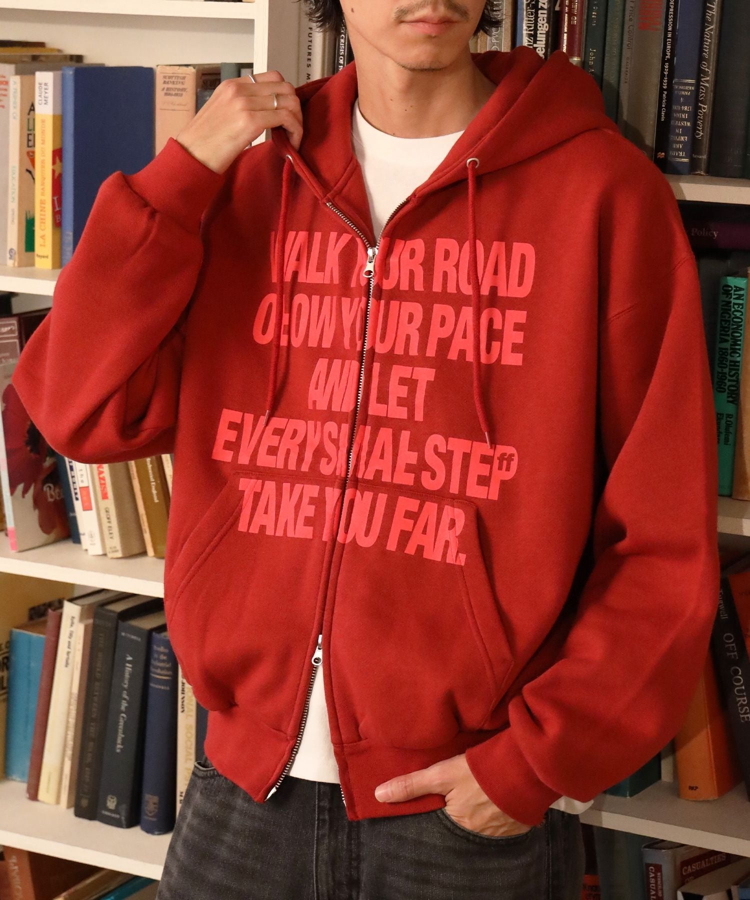 モデル:H177 Size:M バーガンディ