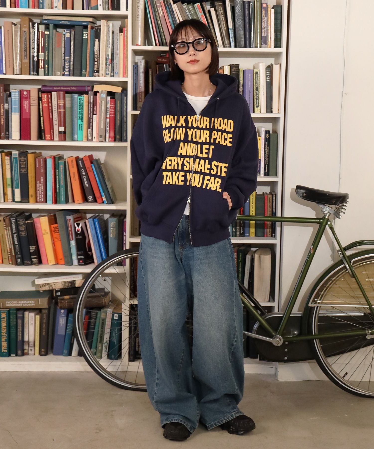 モデル:H163 Size:M ダークネイビー